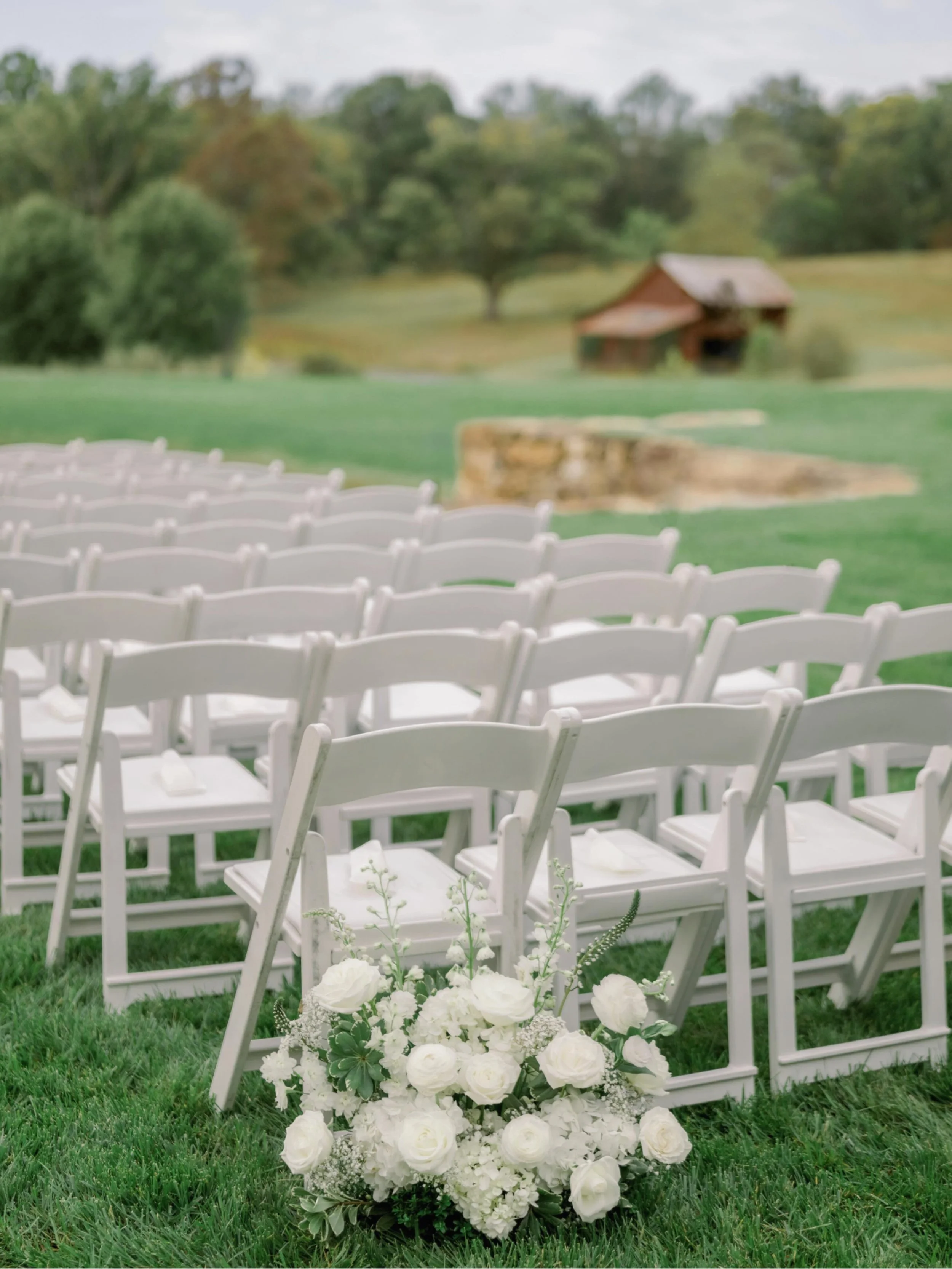 Countryside Estate Ceremonies ♡

#countrysideestatewedding #romanticwedding #luxurywedding #weddingplannernorthcarolina #weddingplannersouthcarolina