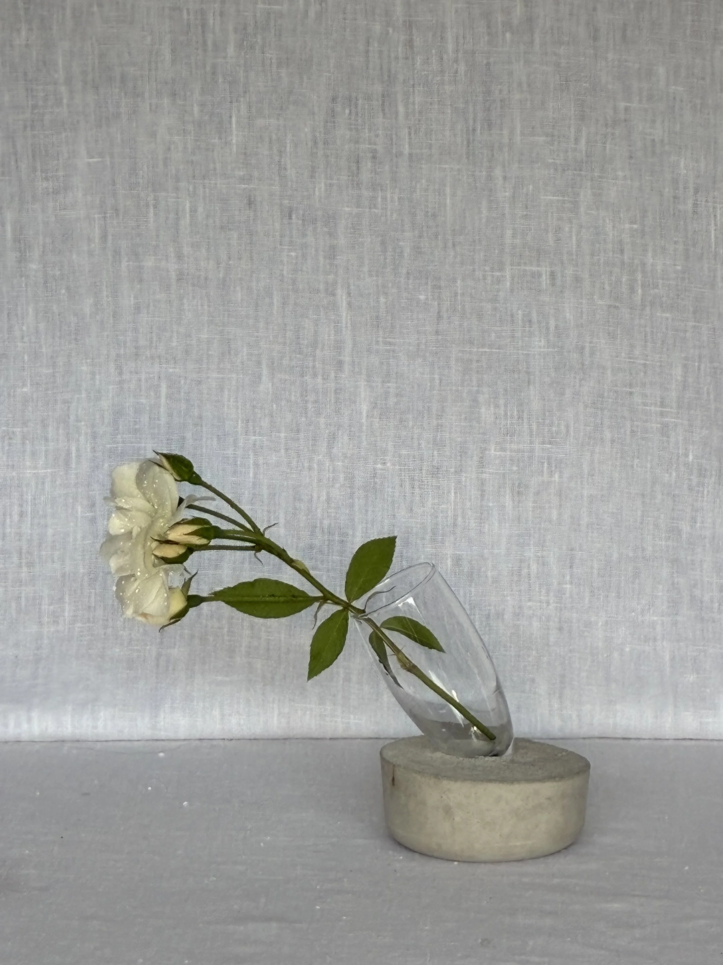 vase-flute-beton-mottainai-amalia.jpeg