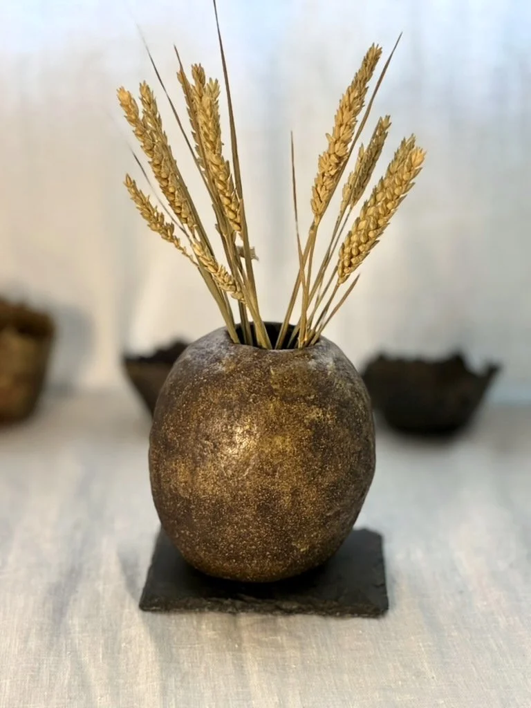 vase-oeuf-patine-dore-tsuki-epis-de-ble.jpg