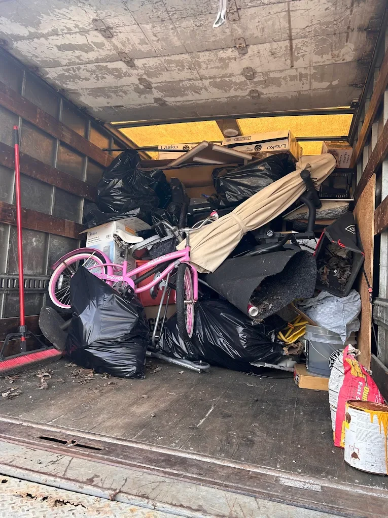 QUARTER TO HALF TRUCK