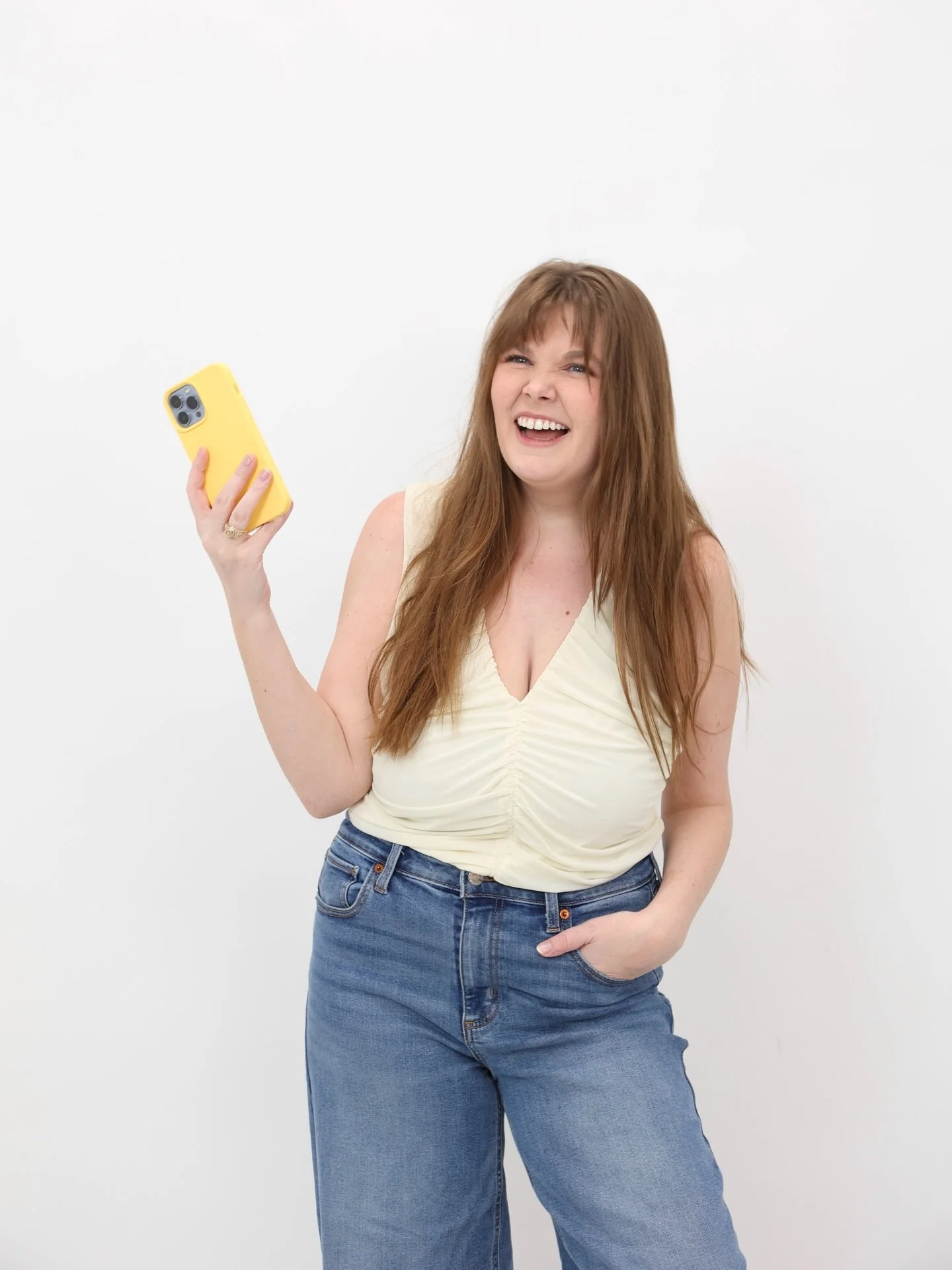 Consider me your friendly neighborhood social media manager 💫

I needed to update my headshots for a few fun upcoming speaking events and surprises, so of course yall get the first sneak peak at the pics!