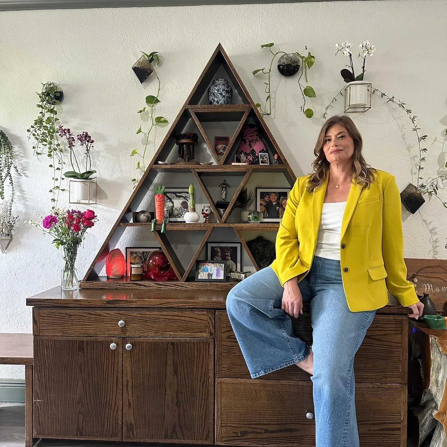 I grew up in restaurant based on fresh food, connection, and community. Those values have shaped everything I do.

I&rsquo;ve been building something of my own. Coconut Grove Catering
A natural extension of what I&rsquo;ve always loved, bringing peop