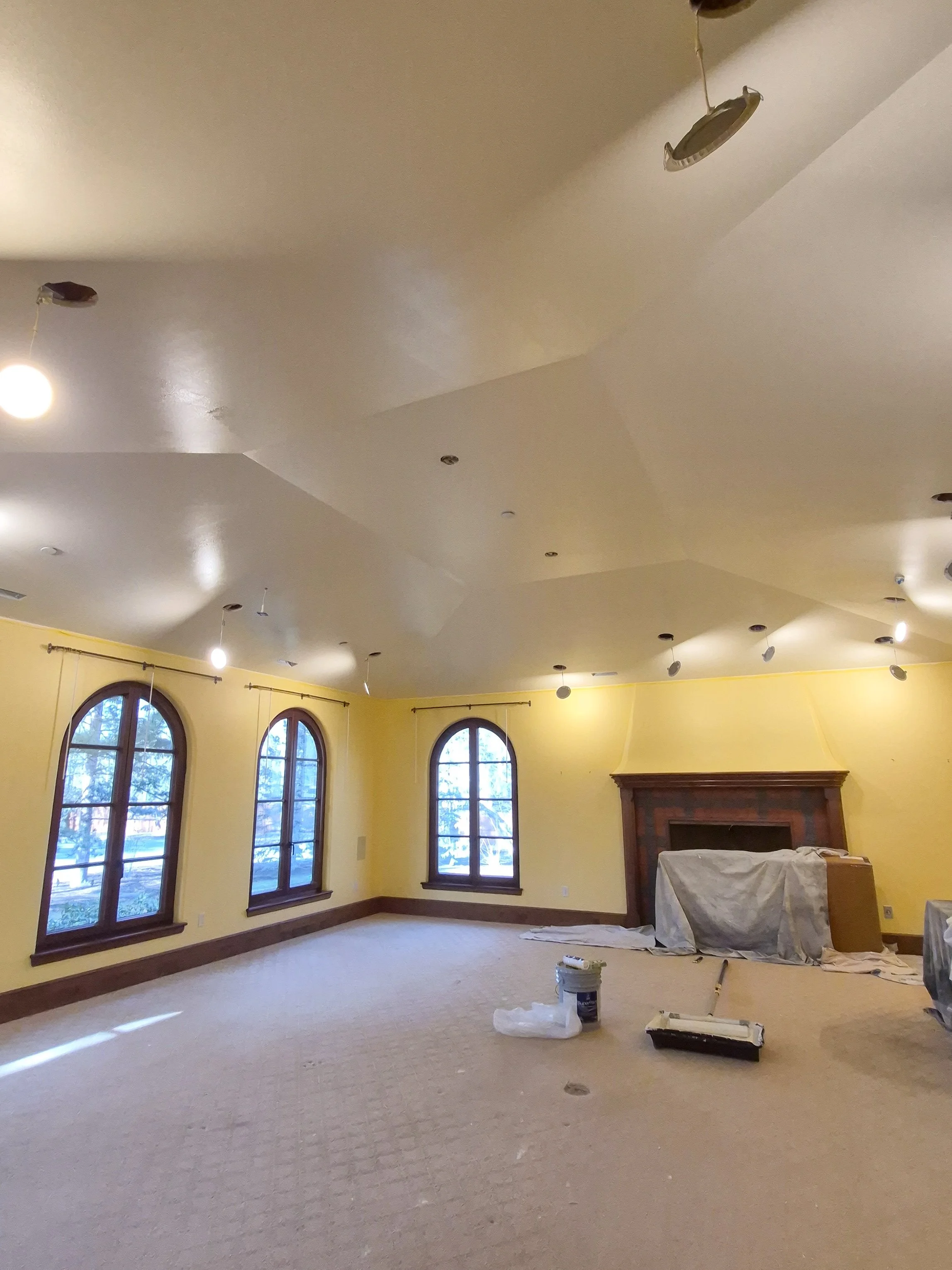 living room painting before new paint