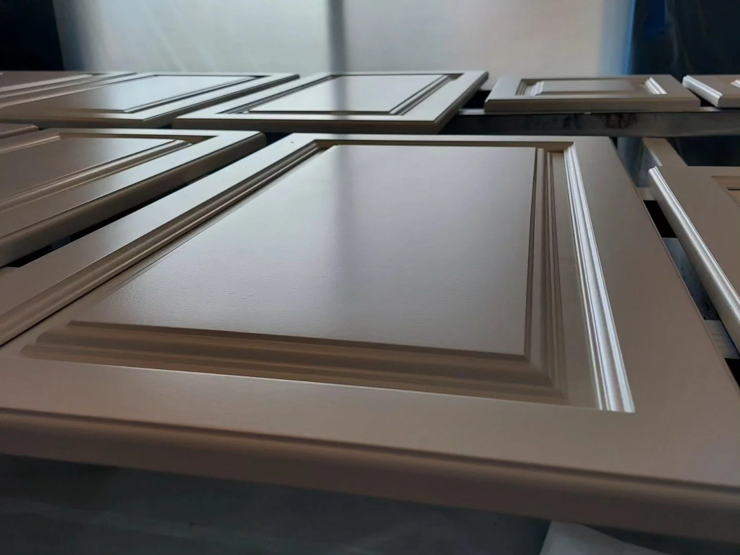 Smooth finish on cabinet doors