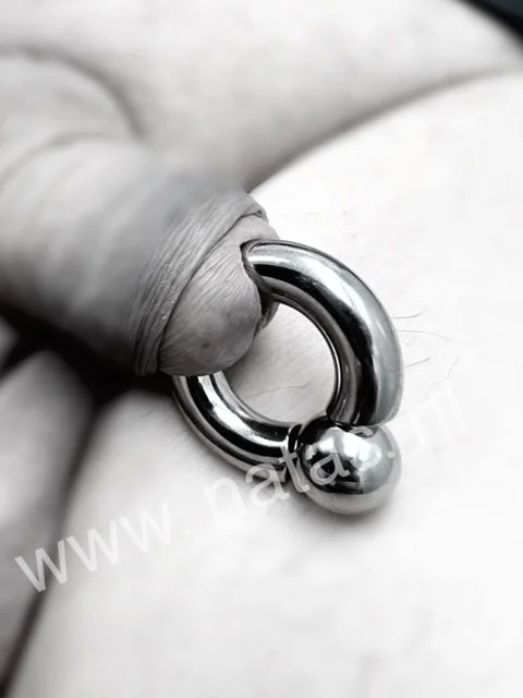 intiem piercing