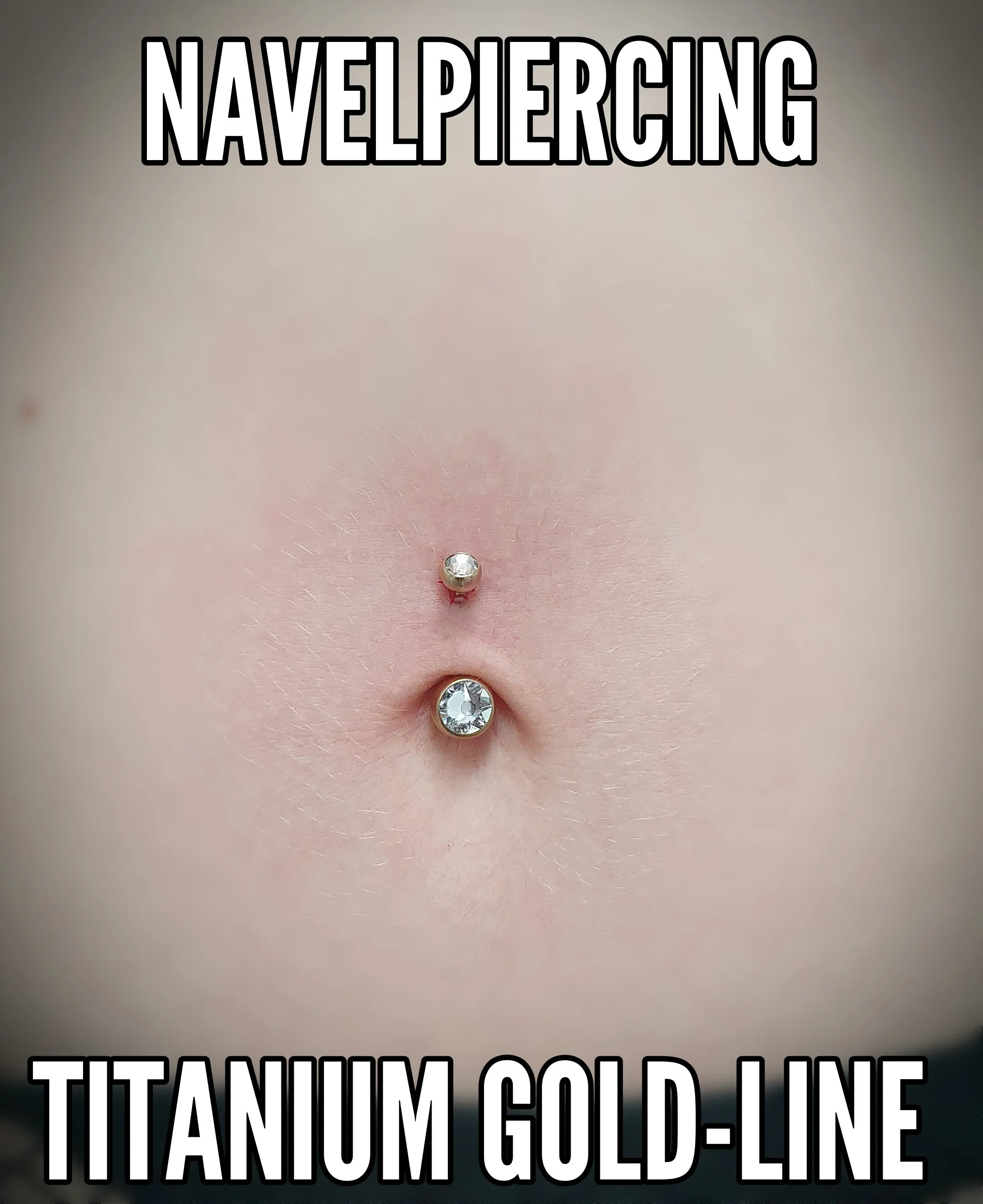 navel piercing