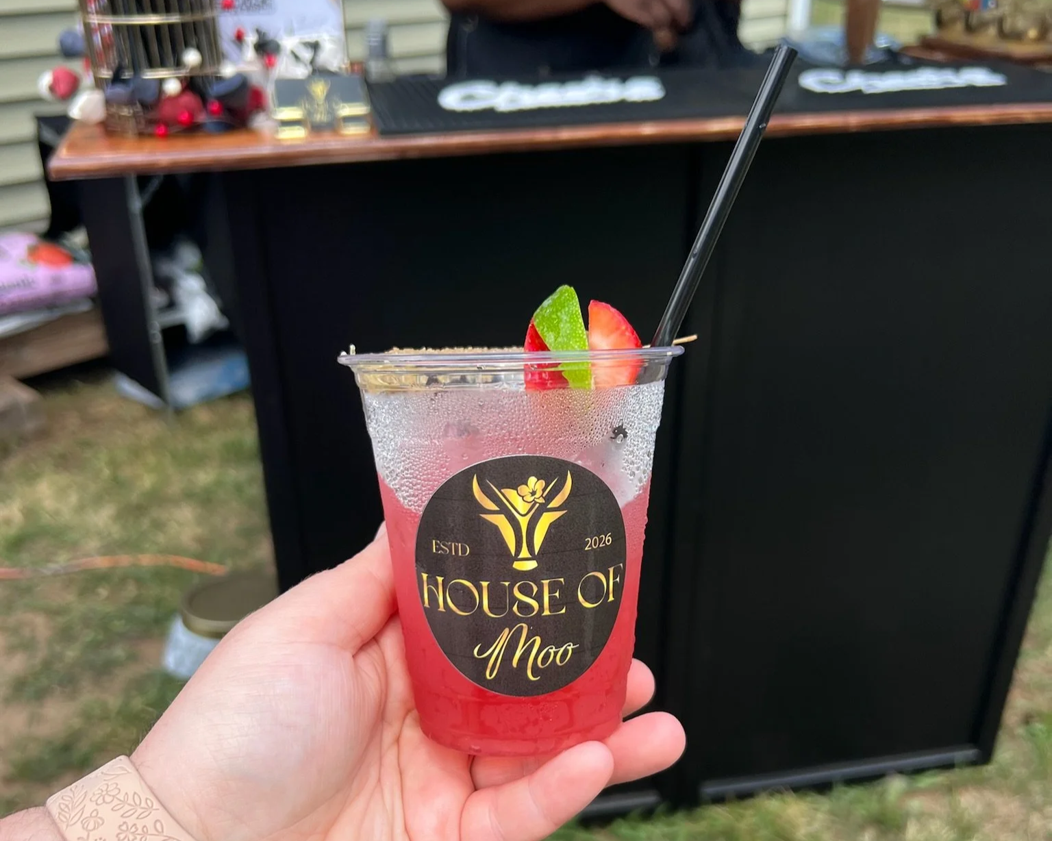 How Much Alcohol Do I Need for my Event? | CT Mobile Bar Guide