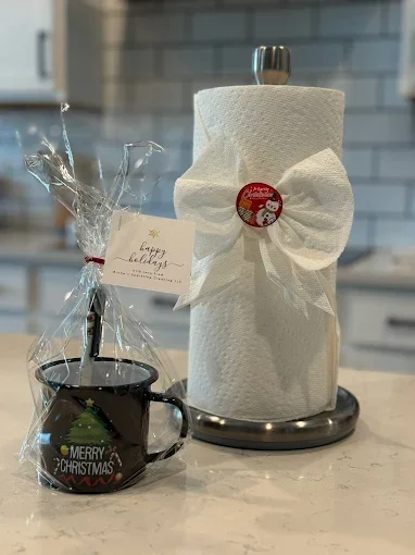 Bruna's Sparkling Cleaning client holiday appreciation