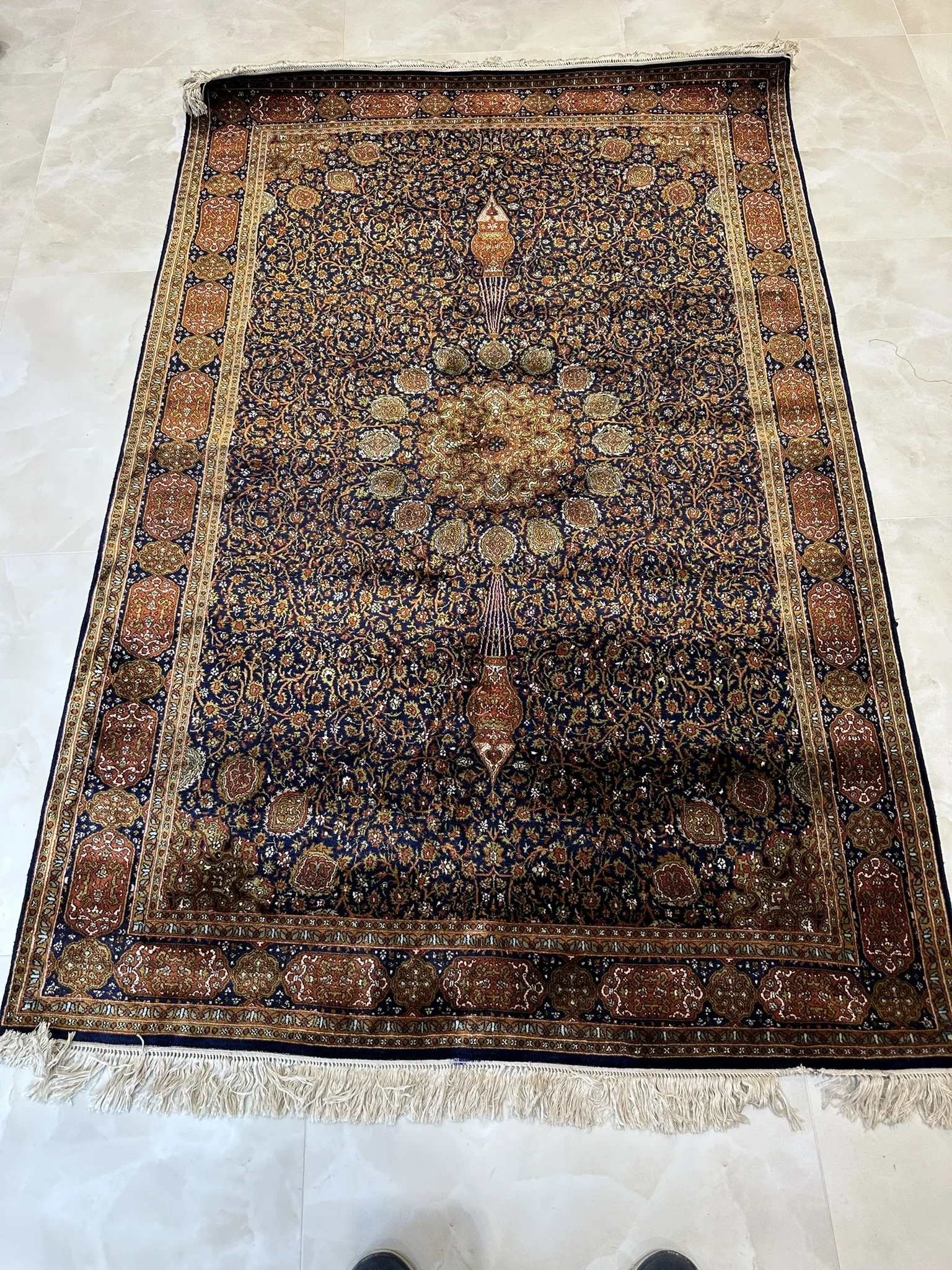 Fine Kashmir Pure Silk Ardabil Design Rug – Midnight & Gold