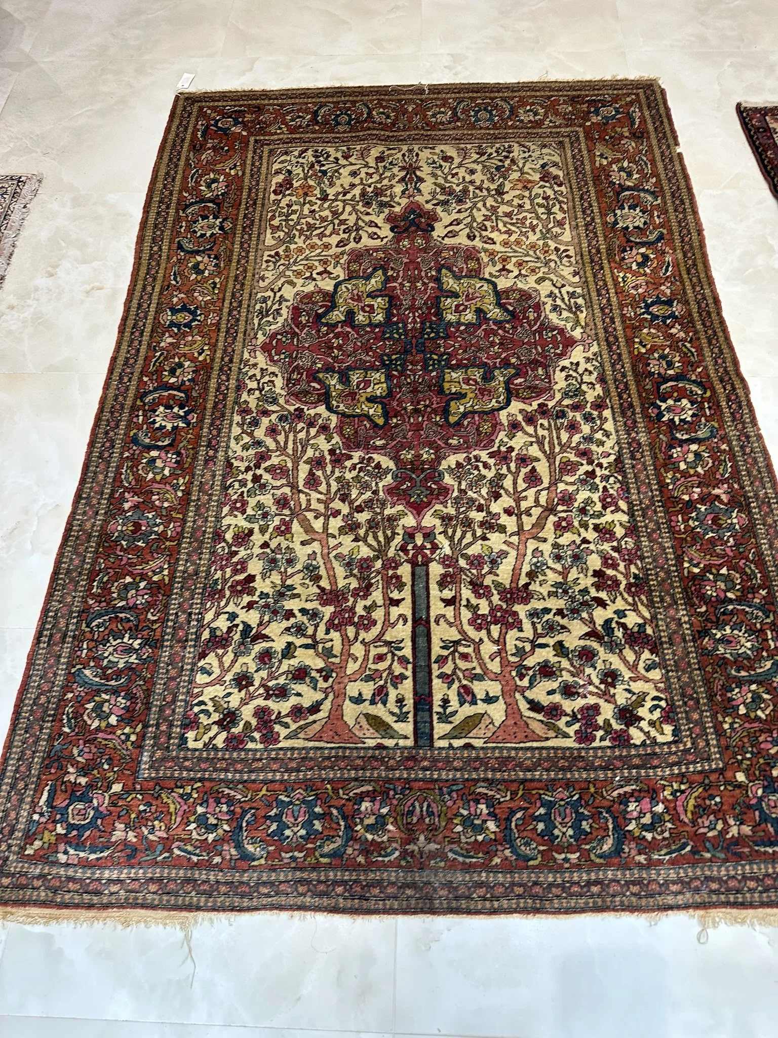 Authentic Isfahan "Tree of Life" Rug – Fine Wool & Cotton (211x144cm)