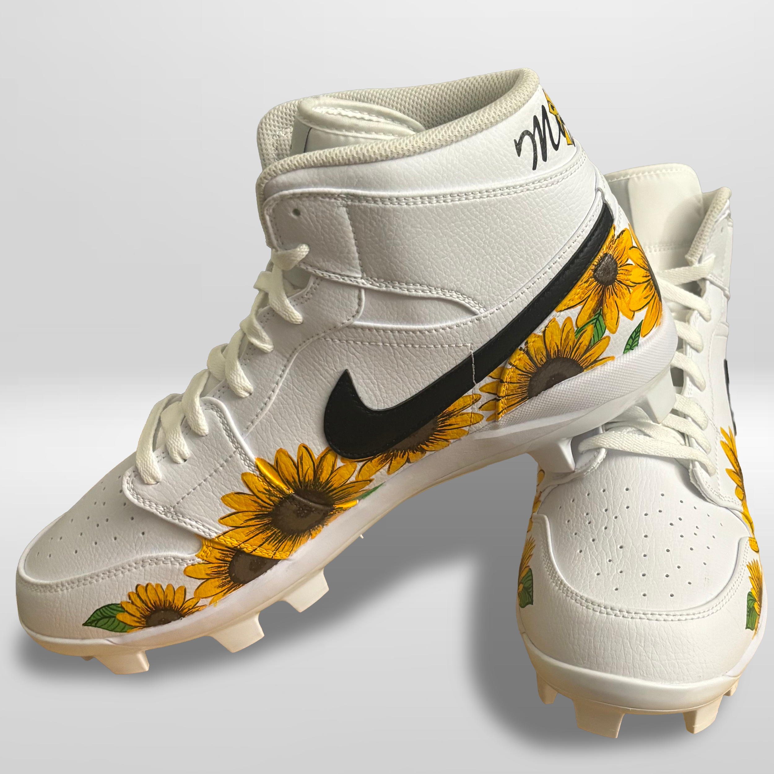 sunflower cleats 1x1.png