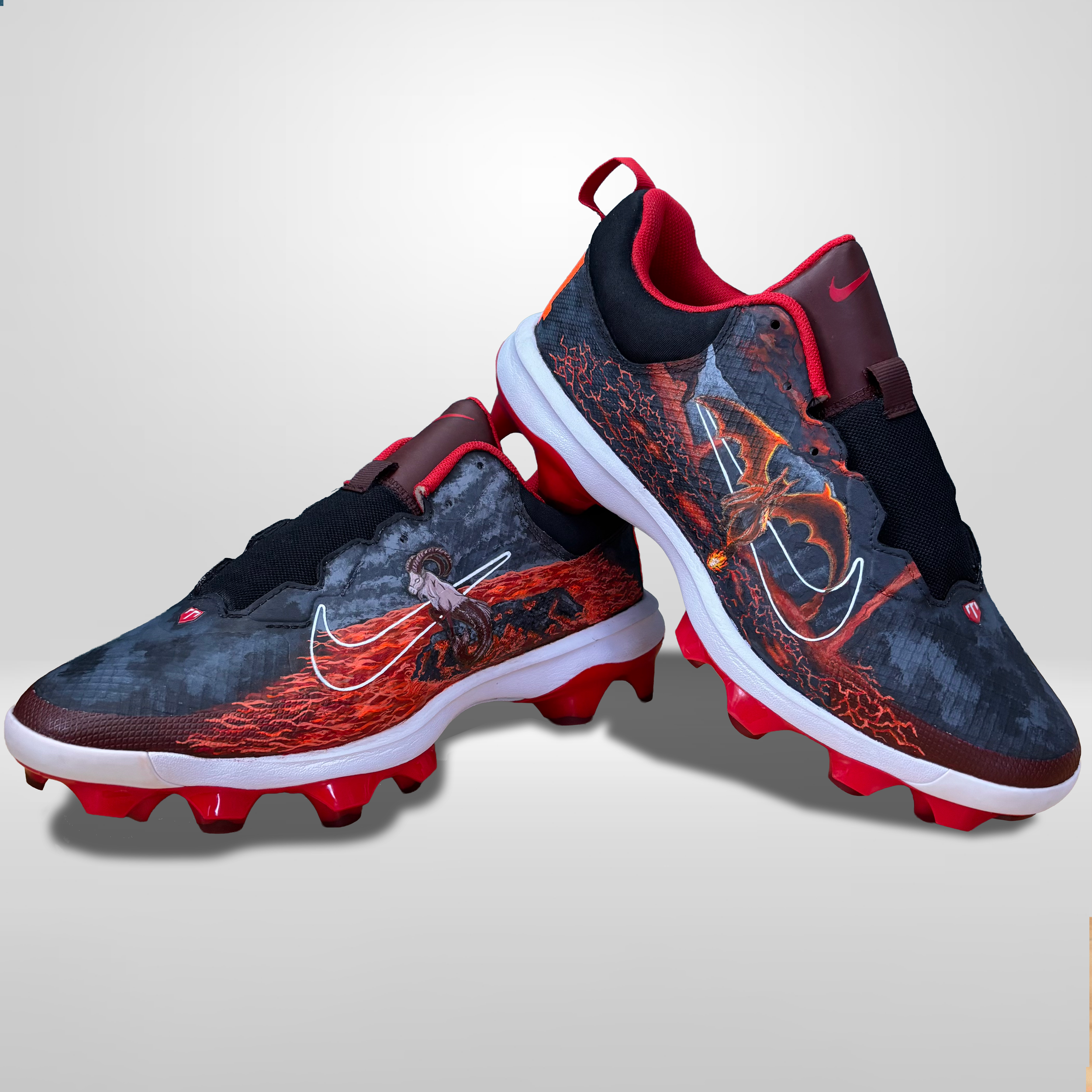 capricorn cleats.png