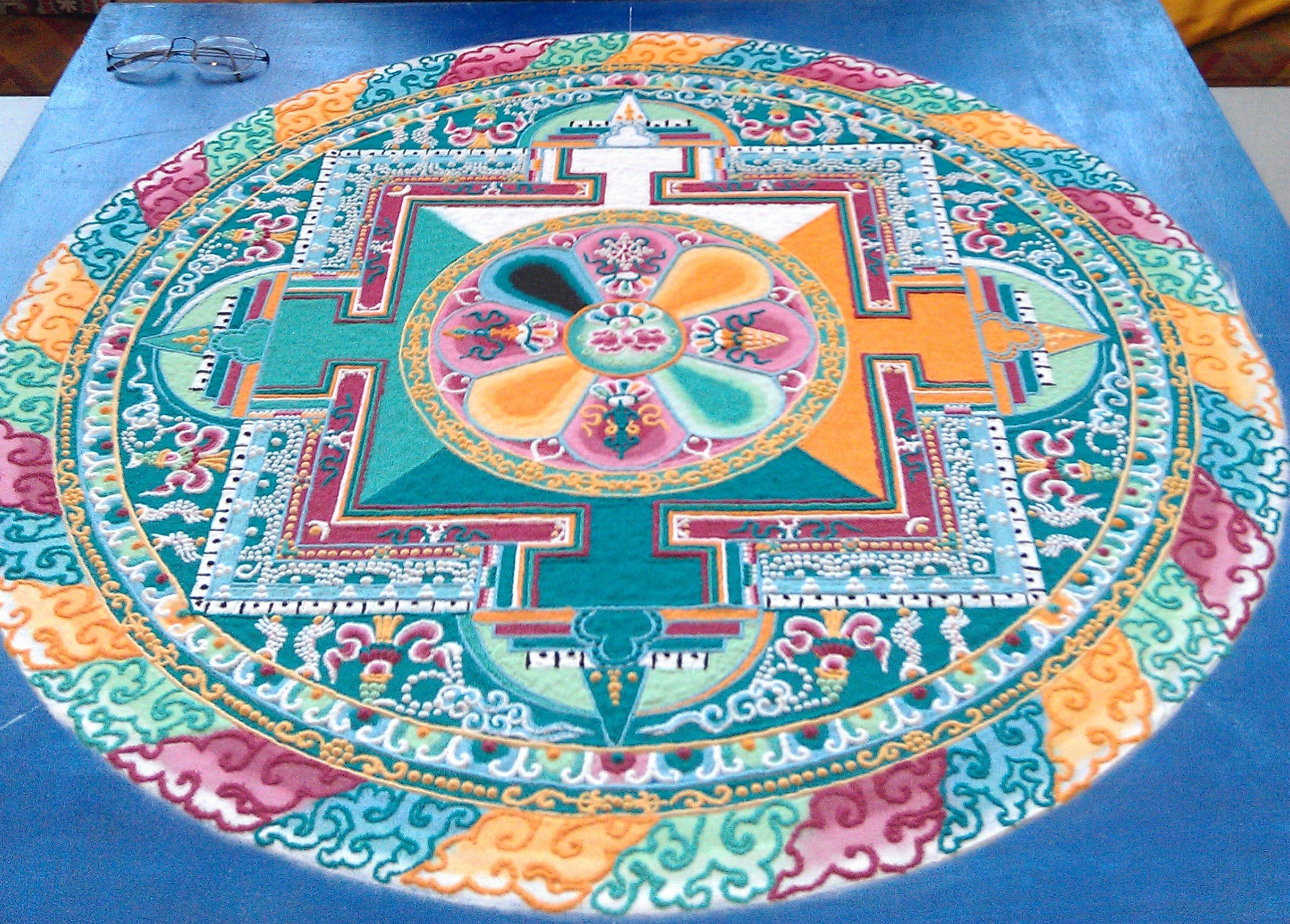 sand mandala2.jpg
