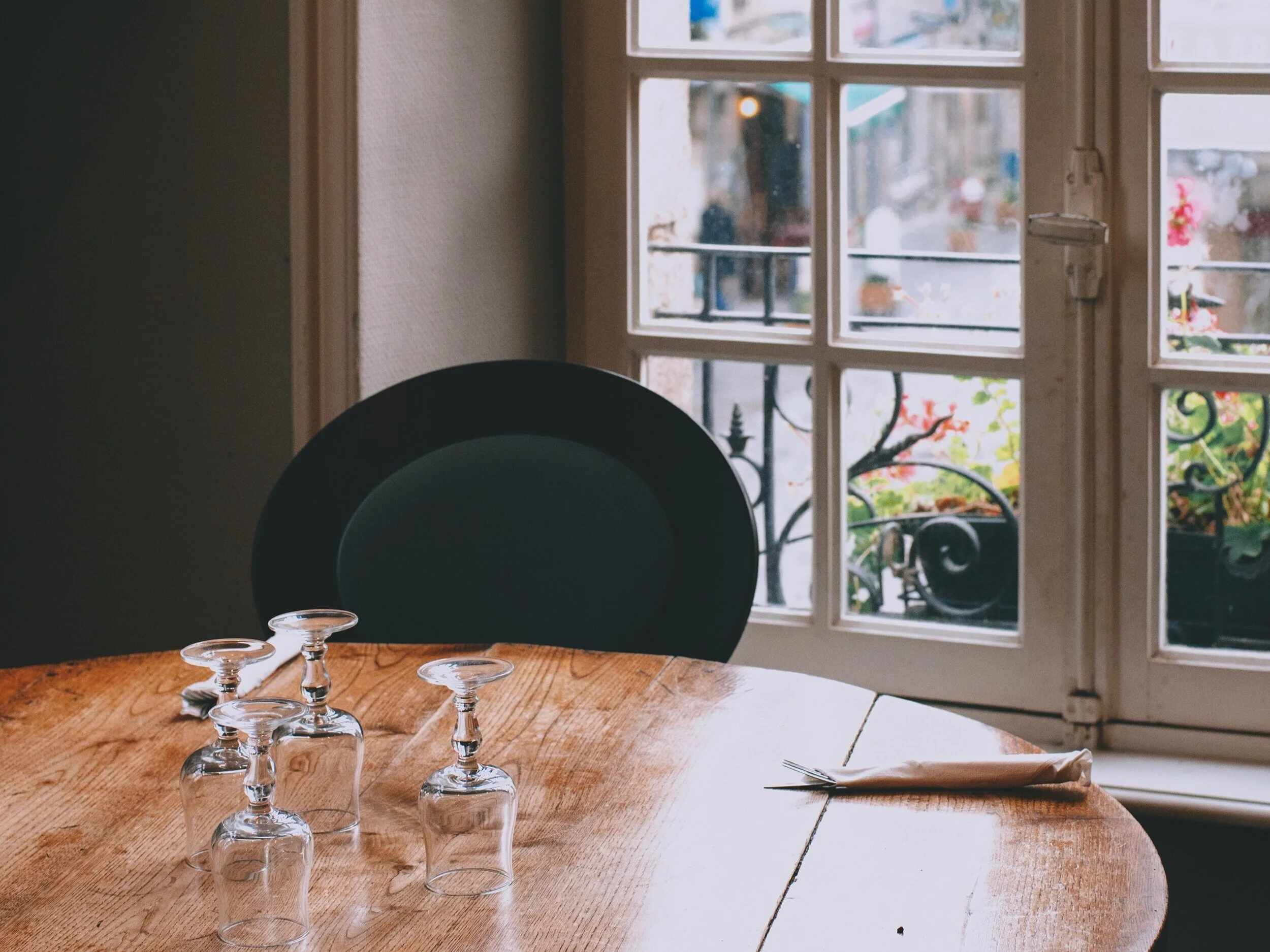 Mid-Century Shoot at Frank &amp; Manor