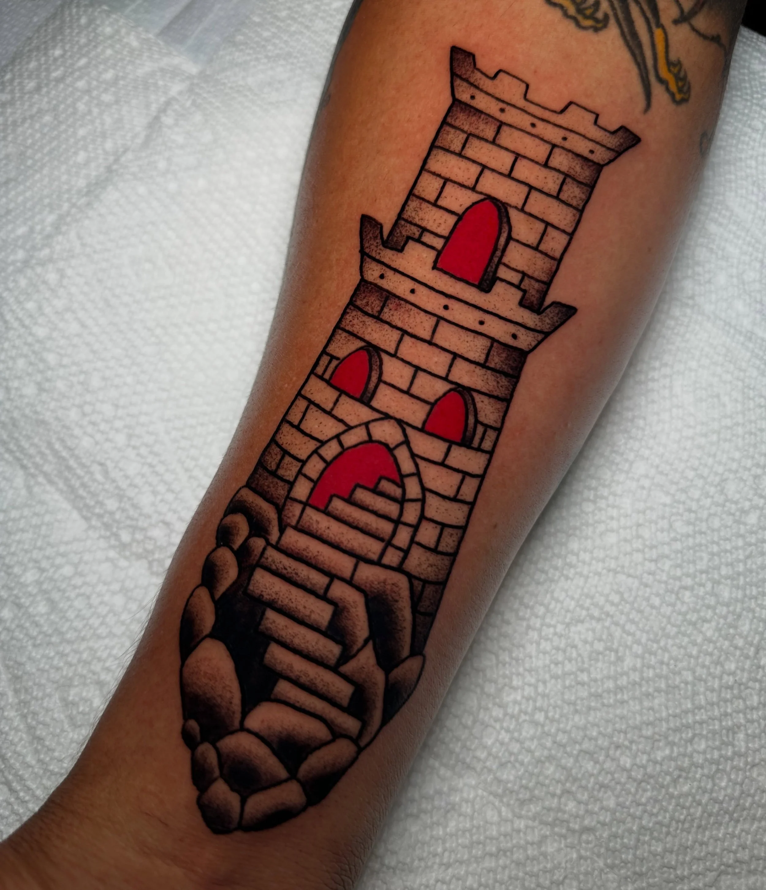 Stairway castle tower for my buddy @croissants28 
Would love to do more in this style!

#tattoo #tattoos #castletattoo #traditionaltattoo #tattooing