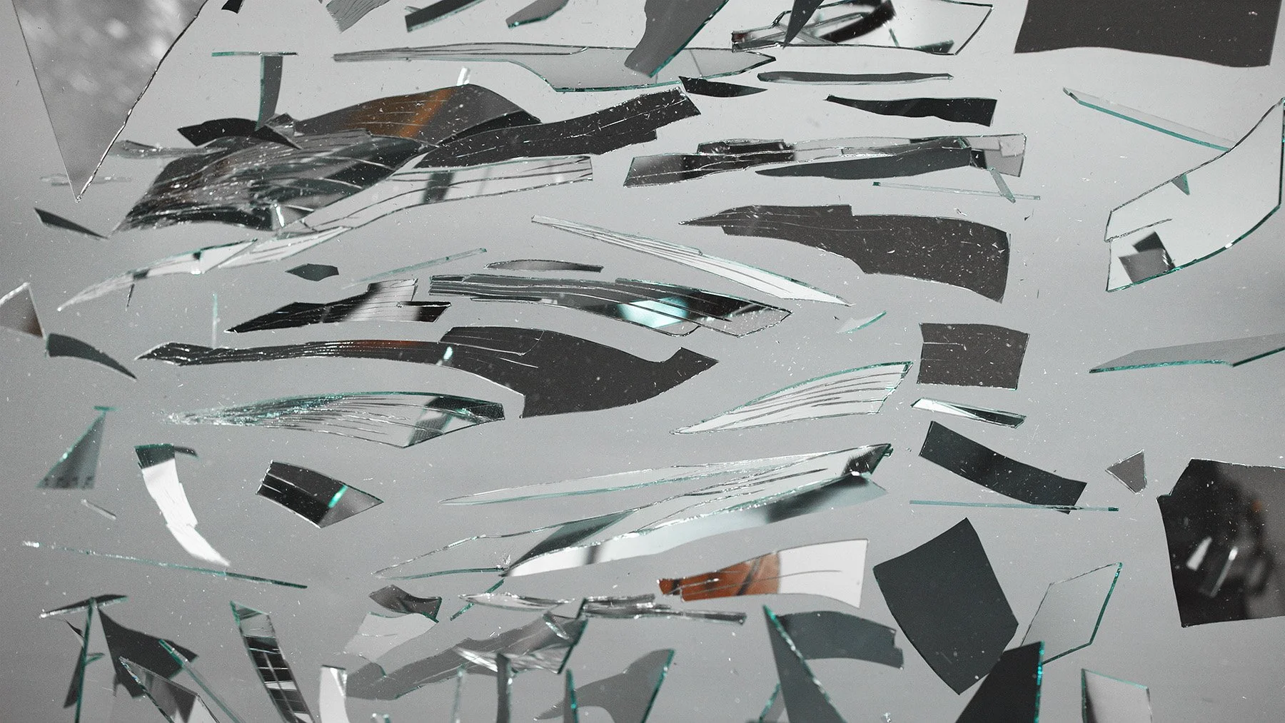 Mag1_14-ProRes.00_00_14_12_Still001_V1.jpg