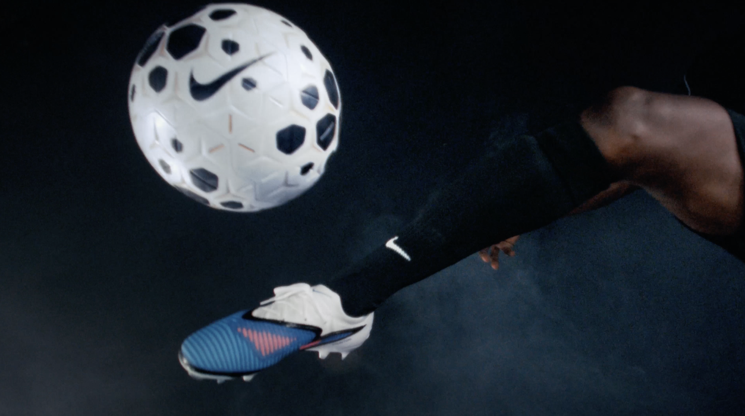 NIKE FOOTBALL ATTACK PACK