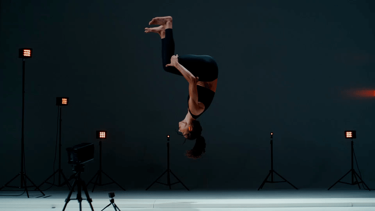 spinning-1.gif