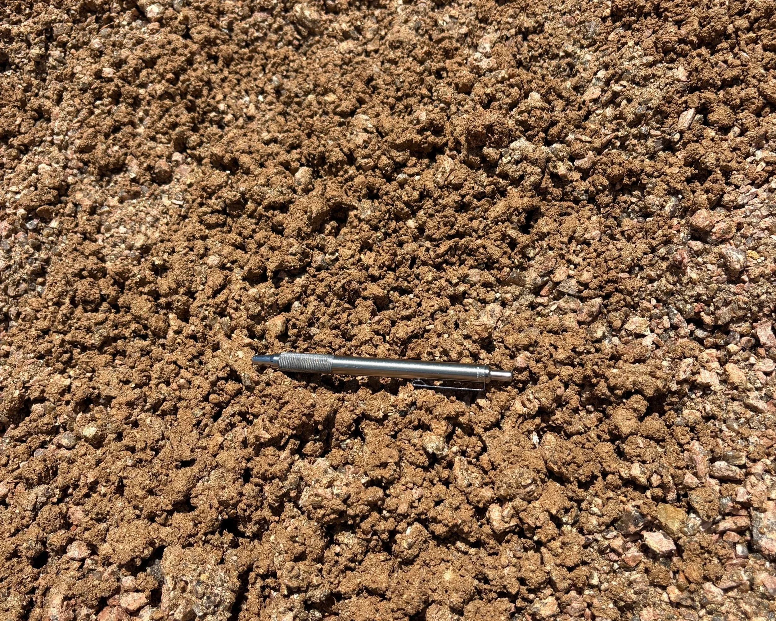 Crushed Granite 1/2" & under (fine) - $85 per cubic yard || Best for flat walkways, patios, and driveways, great for xeriscaping applications