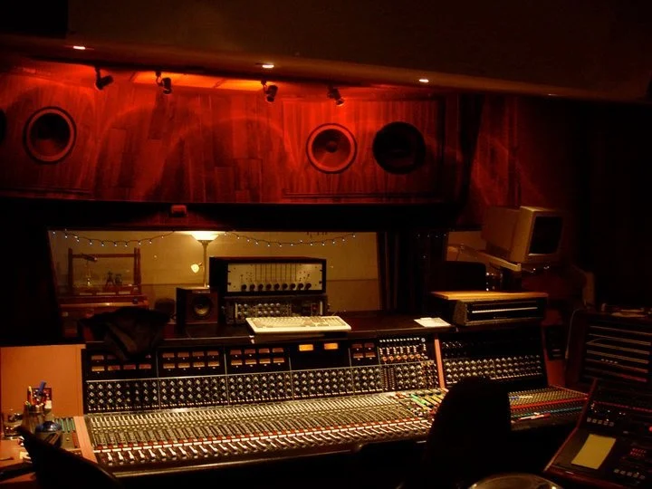 2000 Recording 16volt drums at Sunset Sound.