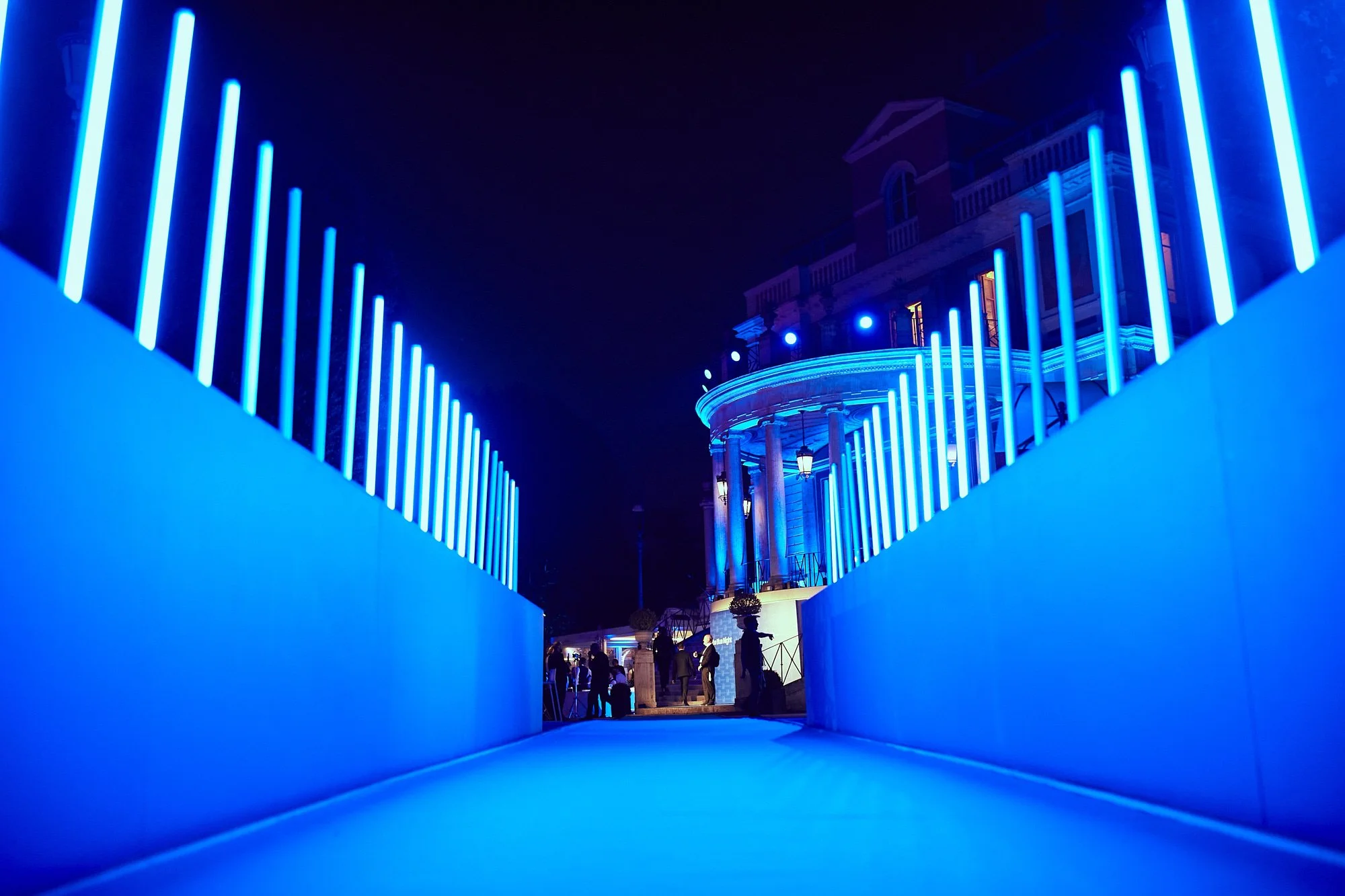 Oxygen 008 Be Disruptive Blue Night 2022 - 015.jpg