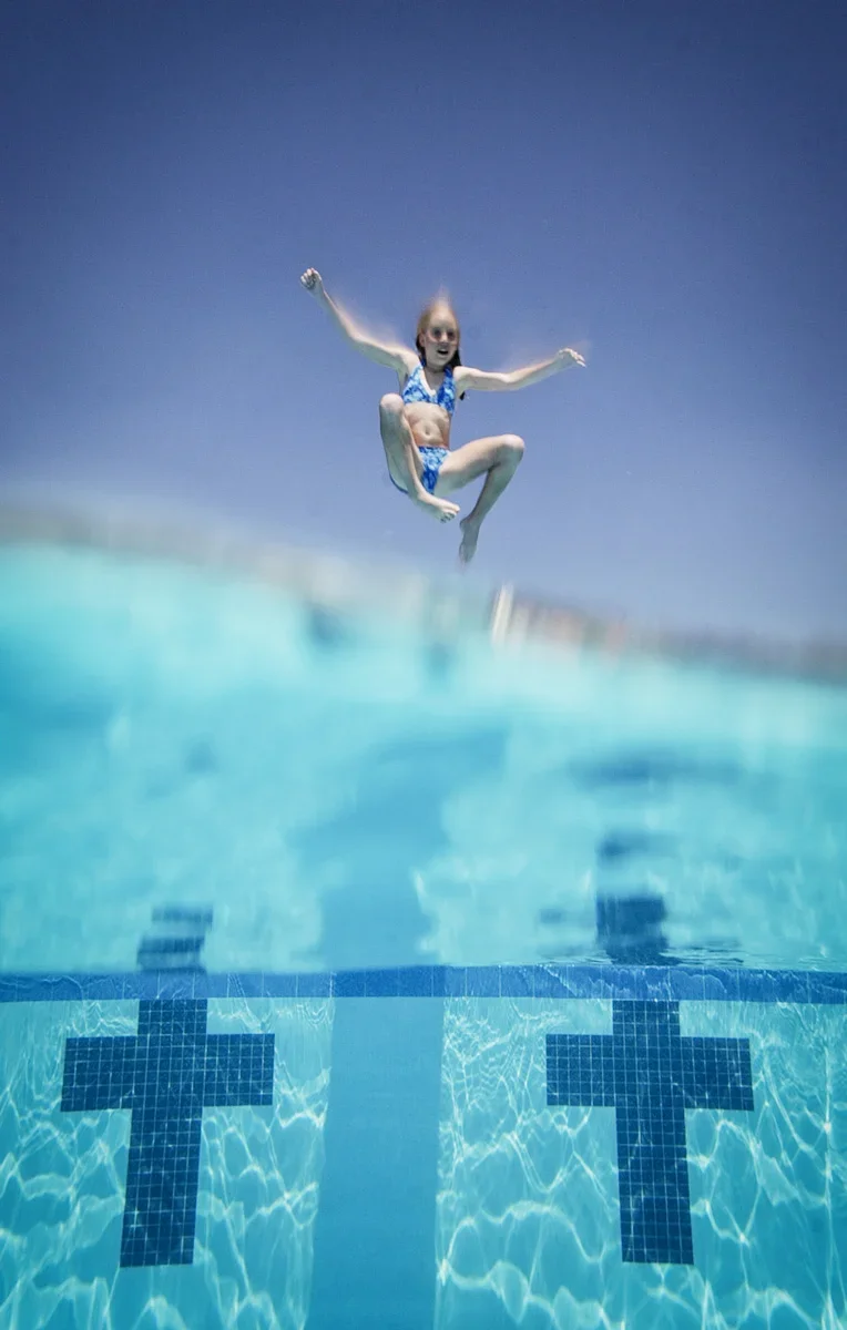 blue-pool-dive-1.jpg.webp