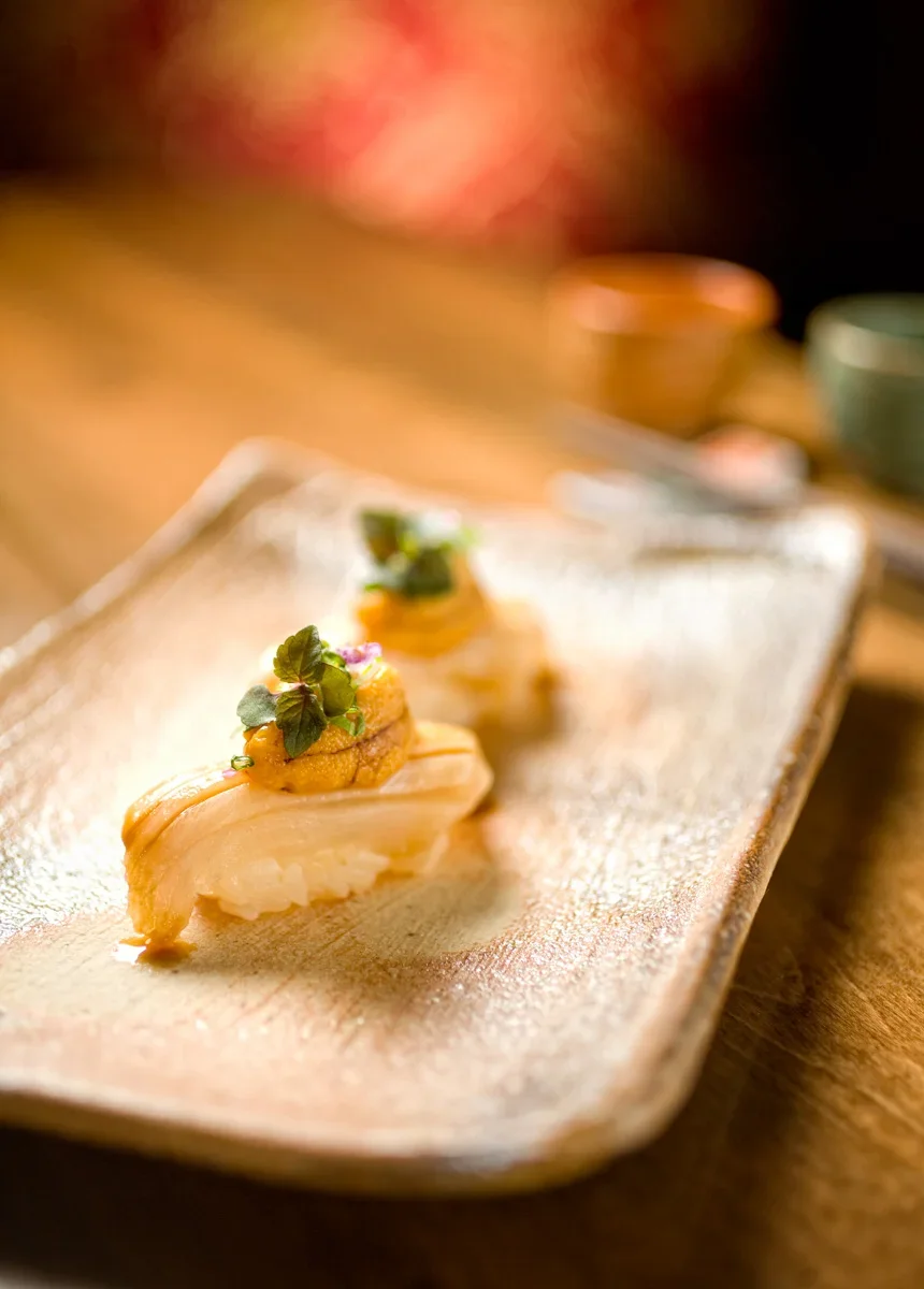 oya-sushi-photo-1.jpg.webp