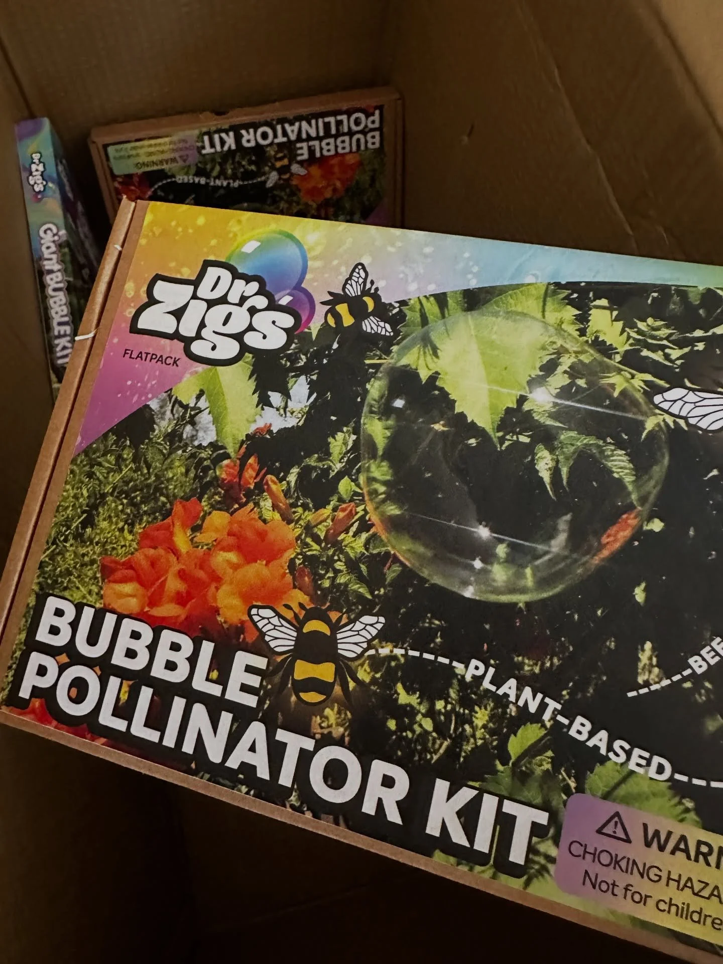 Heading to Barcelona to deliver all our bubble toys and educational kits. These will be on the flotilla, sailing as humanitarian aid for the children of Gaza @globalsumudflotilla 
We are also working closely with children in Lebanon thanks to Sabine 