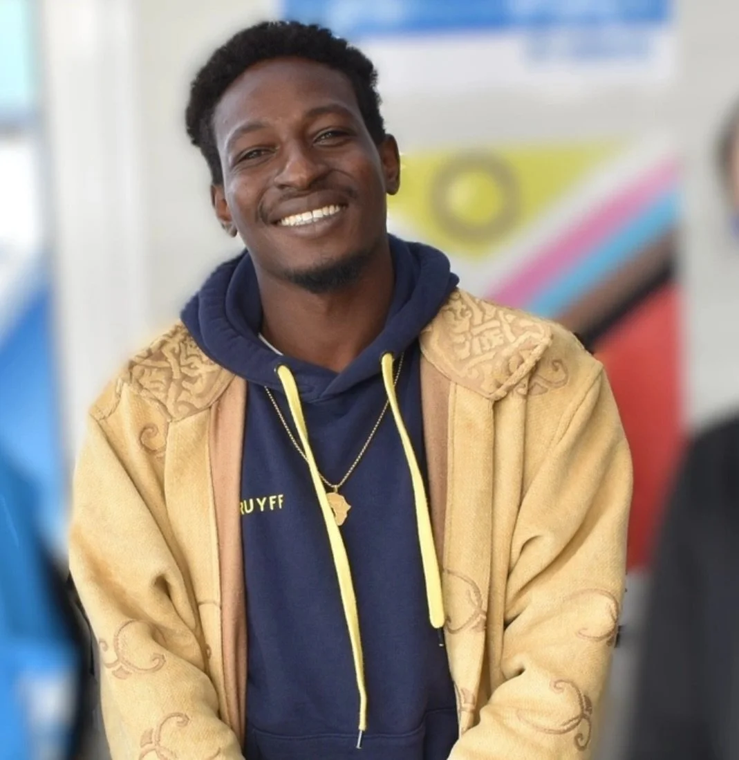 ❌🫧 When the bubble journey is fraught 🫧❌

The journey of our bubbles to children in conflict zones can be supremely difficult when the process is held up, children in crisis needing urgent respite from trauma through play are affected.

Meet friend