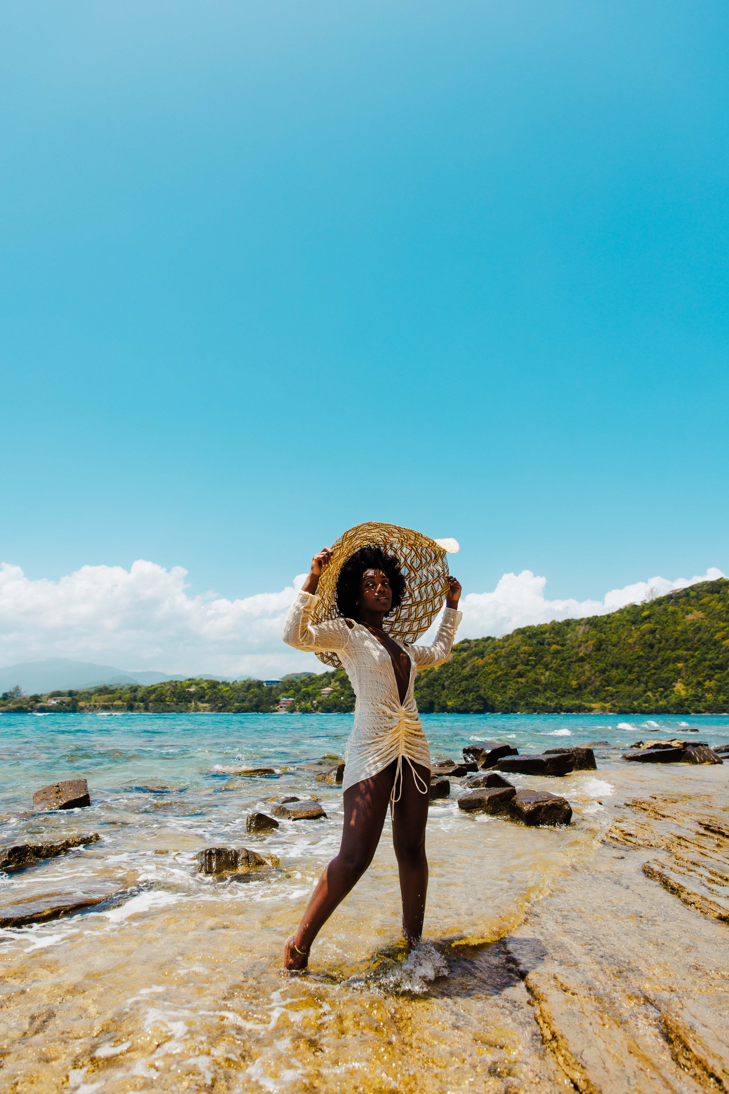 Fashion shoot in Robin's Bay, St. Mary, Jamaica with tiaclothesgirl . - Jonsouthy