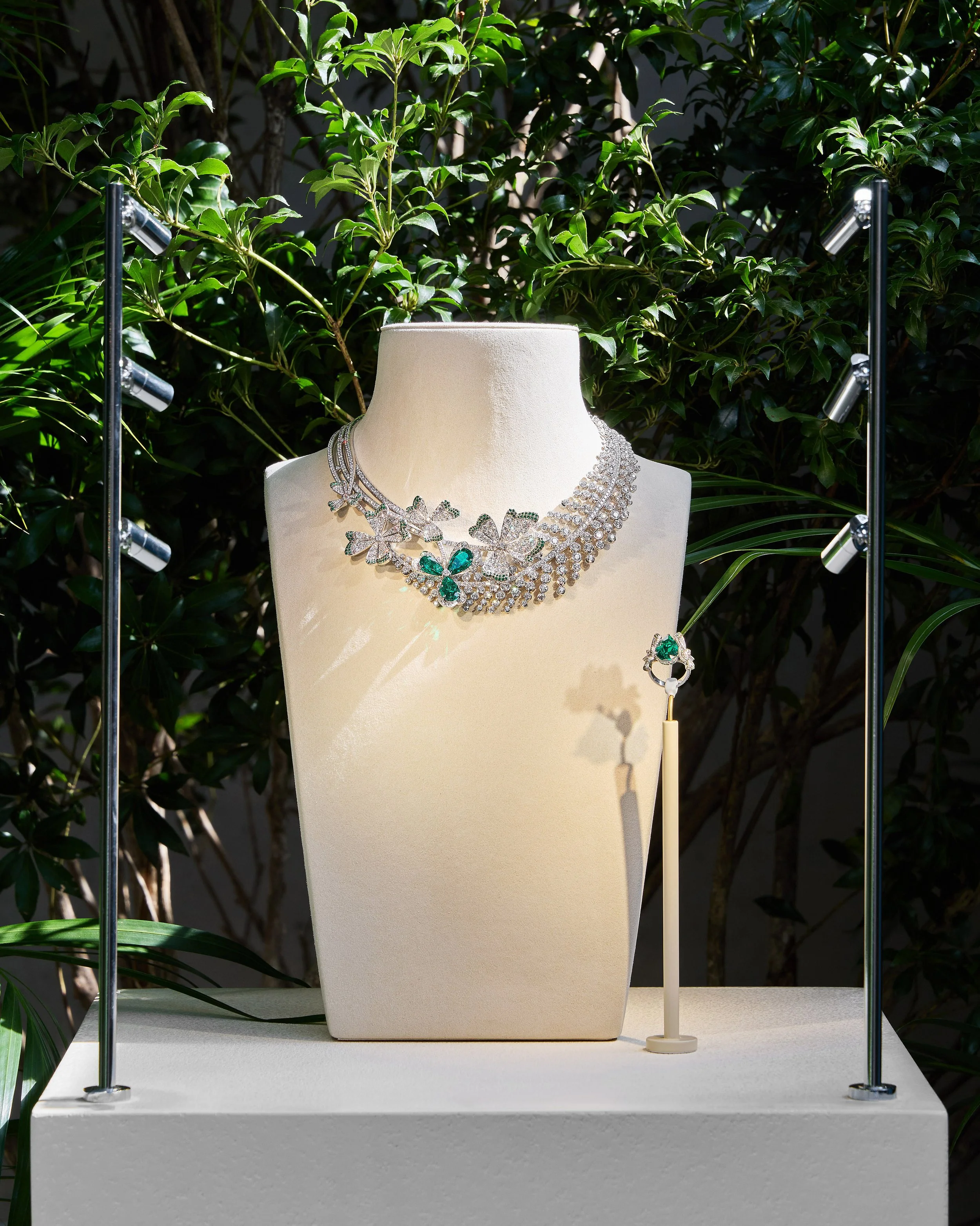 CHAUMET 083(4x5).jpg