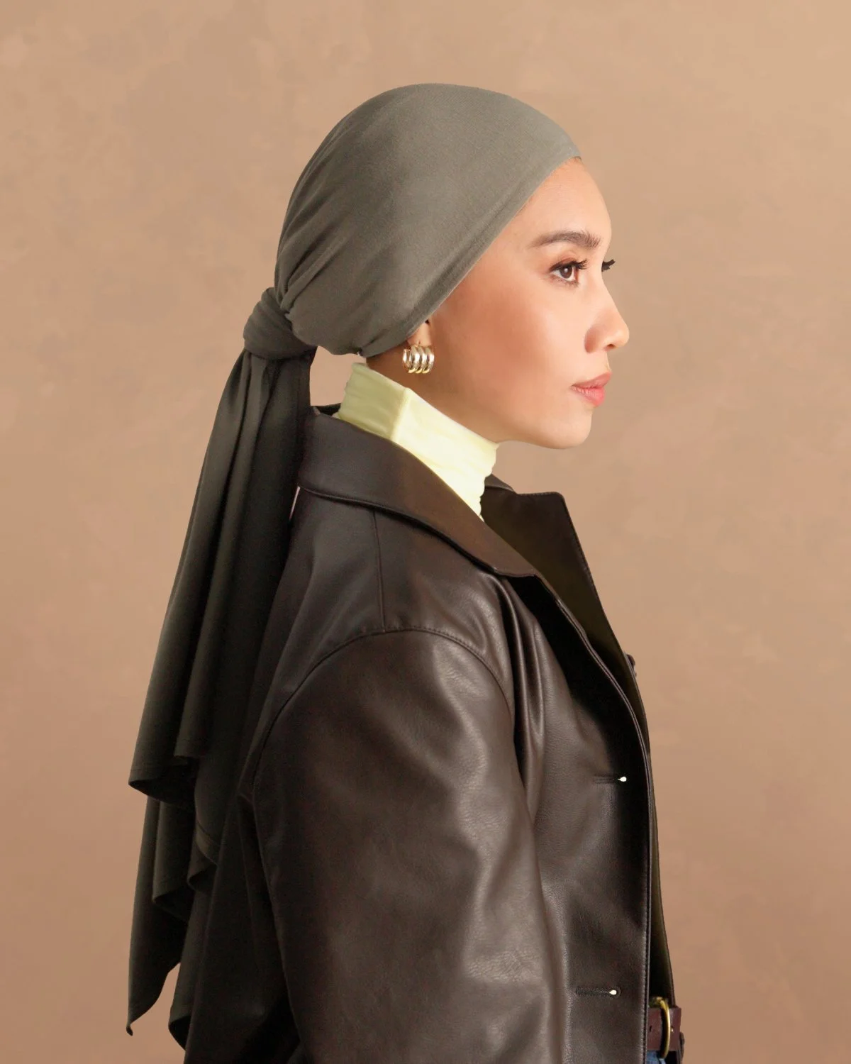 UNIQLO Launches Its First Hijab Collection in Malaysia, Featuring AIRism, Georgette and Satin