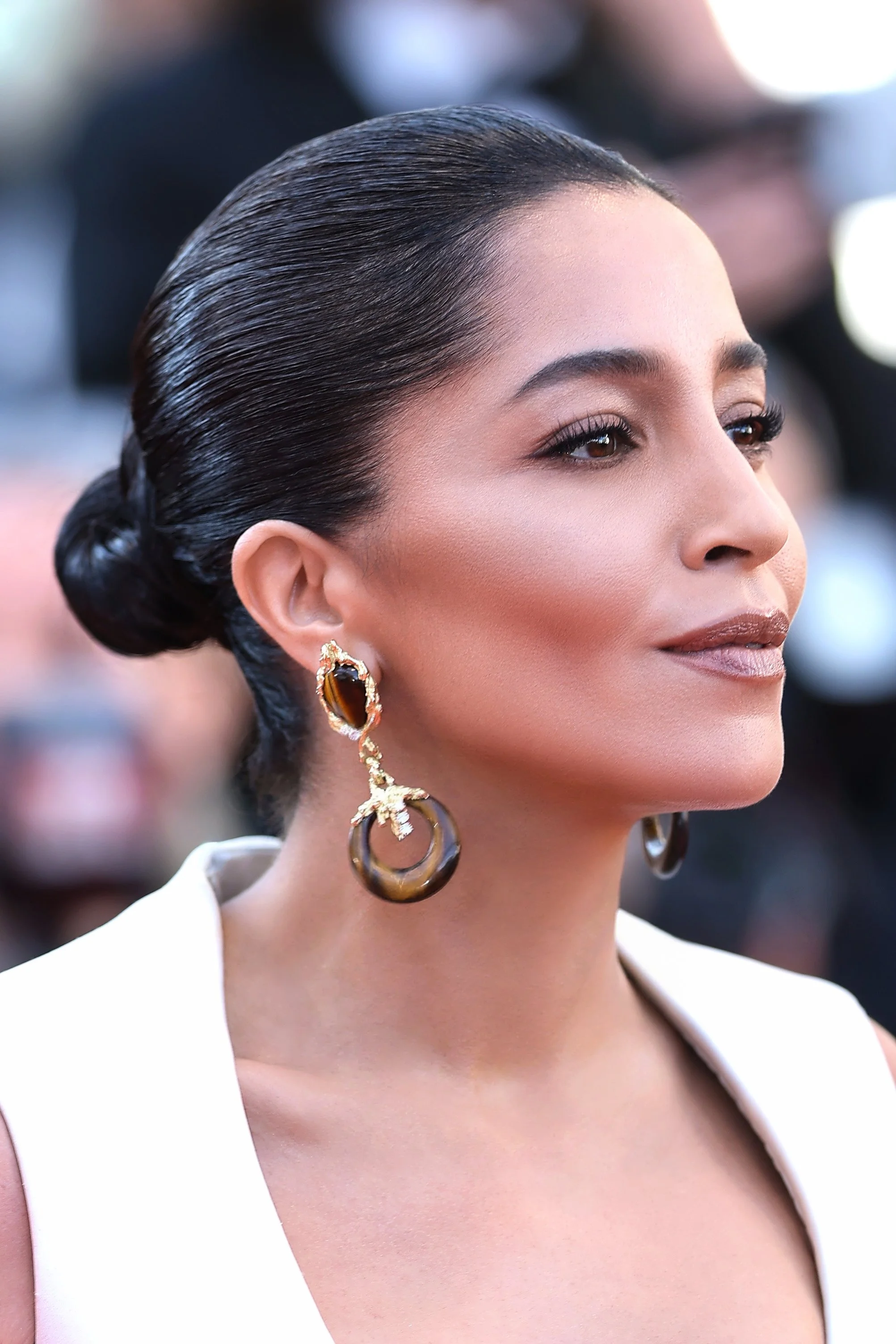 Vassili Schneider wearing Chaumet L’Épi de Blé brooch at Cannes 2026