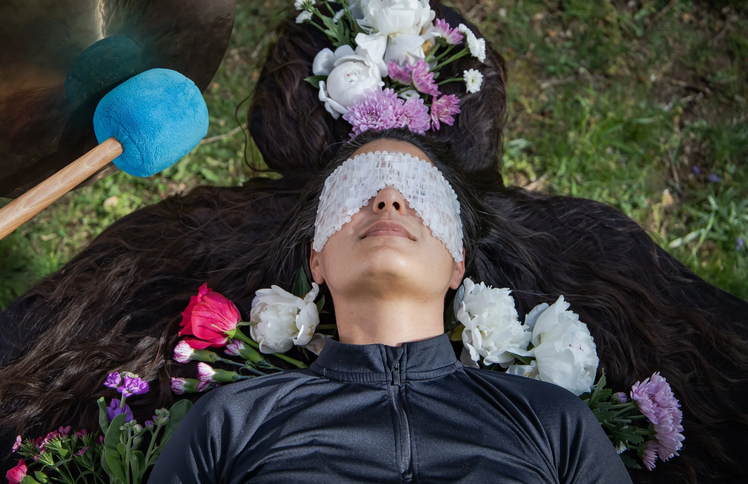 1 to 1 sound healing Bailey and the Gong.JPG