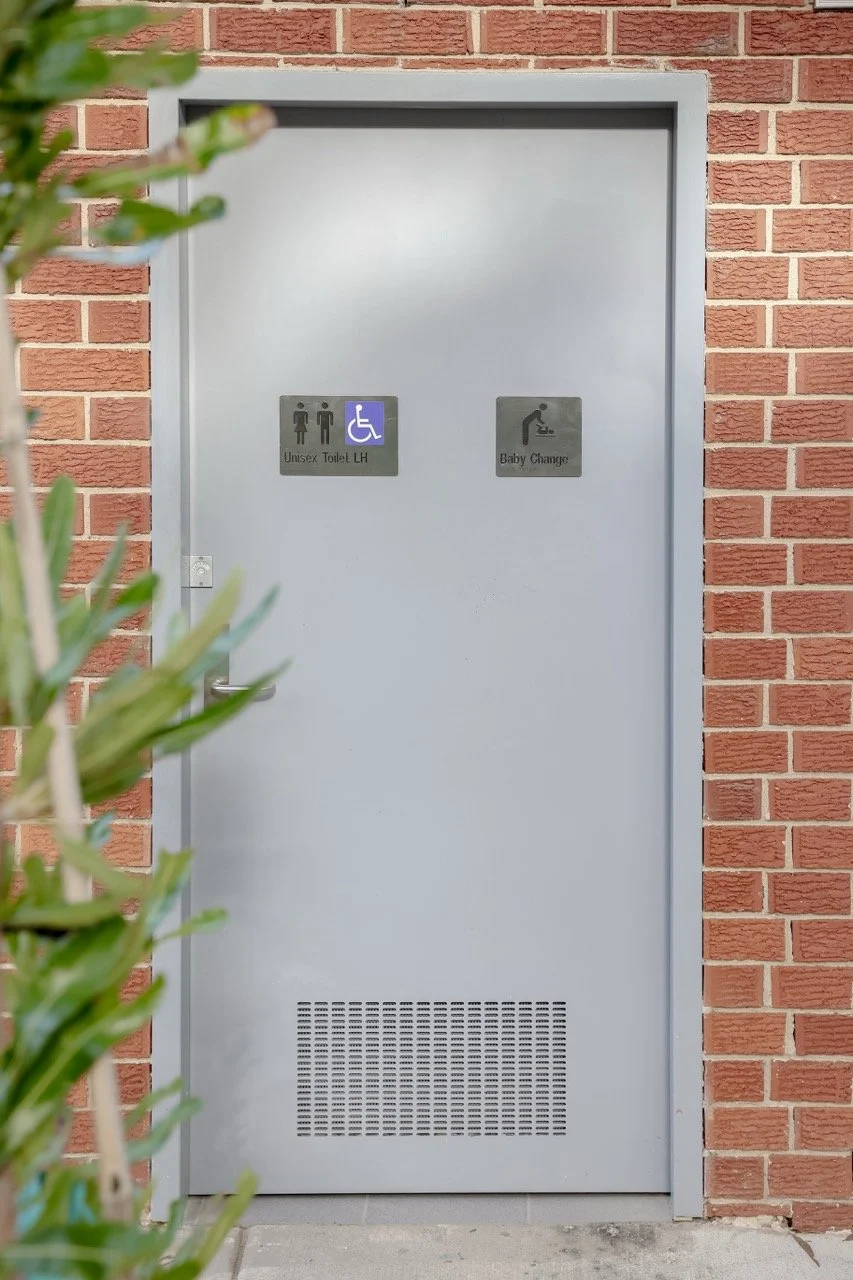 SARAKIYORK-133 Large.jpeg