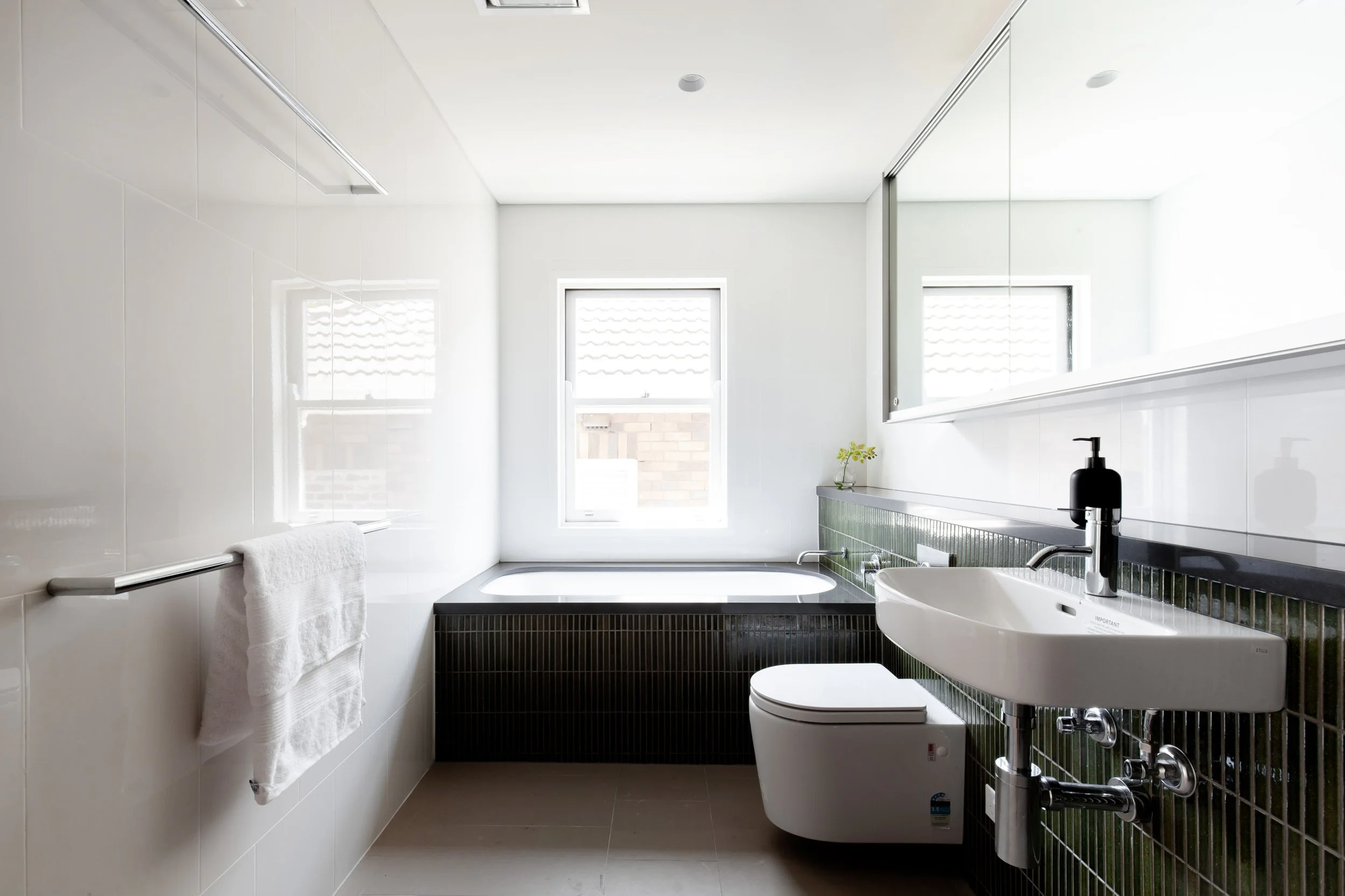 Green Bathroom 2.JPG