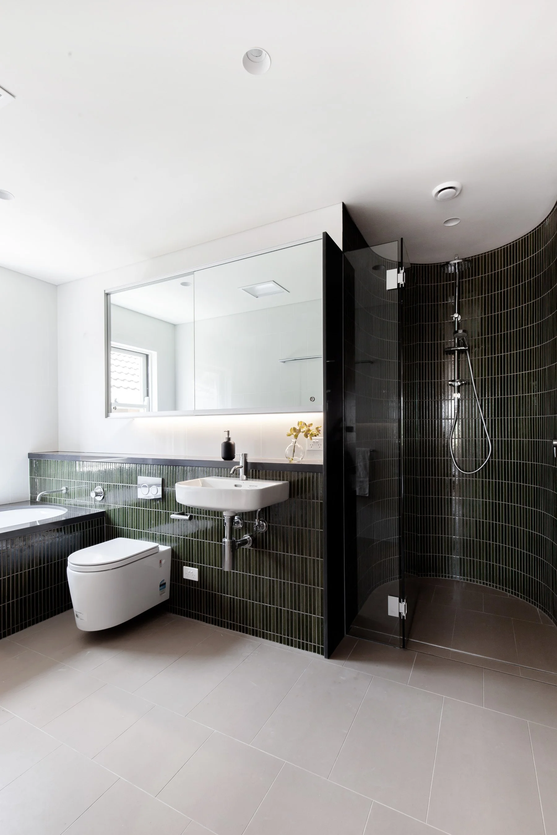 Green Bathroom 3.JPG