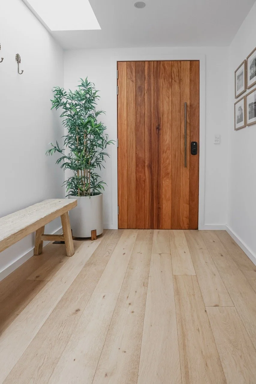 SARAKIYORK-33 Large.jpeg