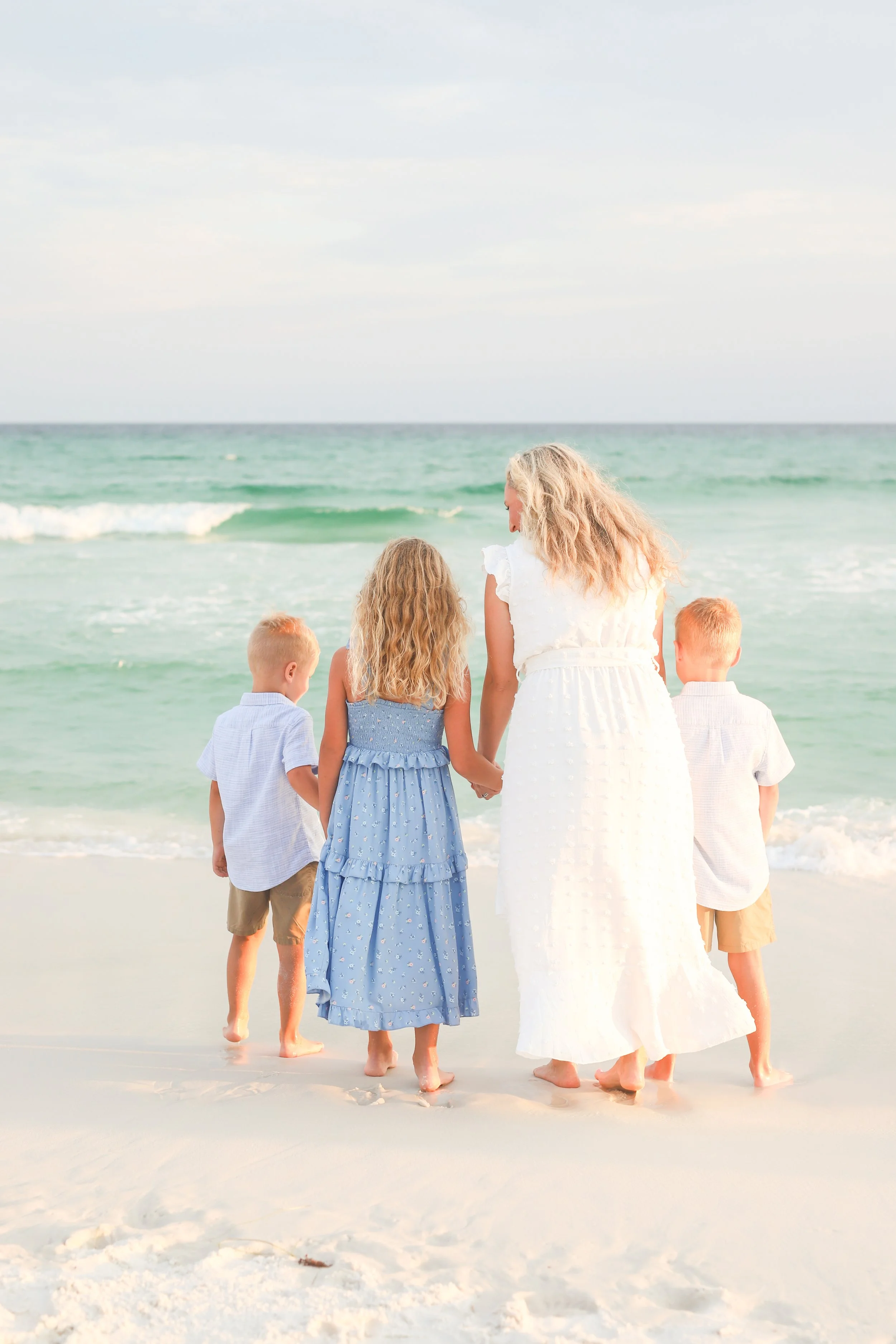 AmandaSheridanFamilyBeachSession-21-2.jpg