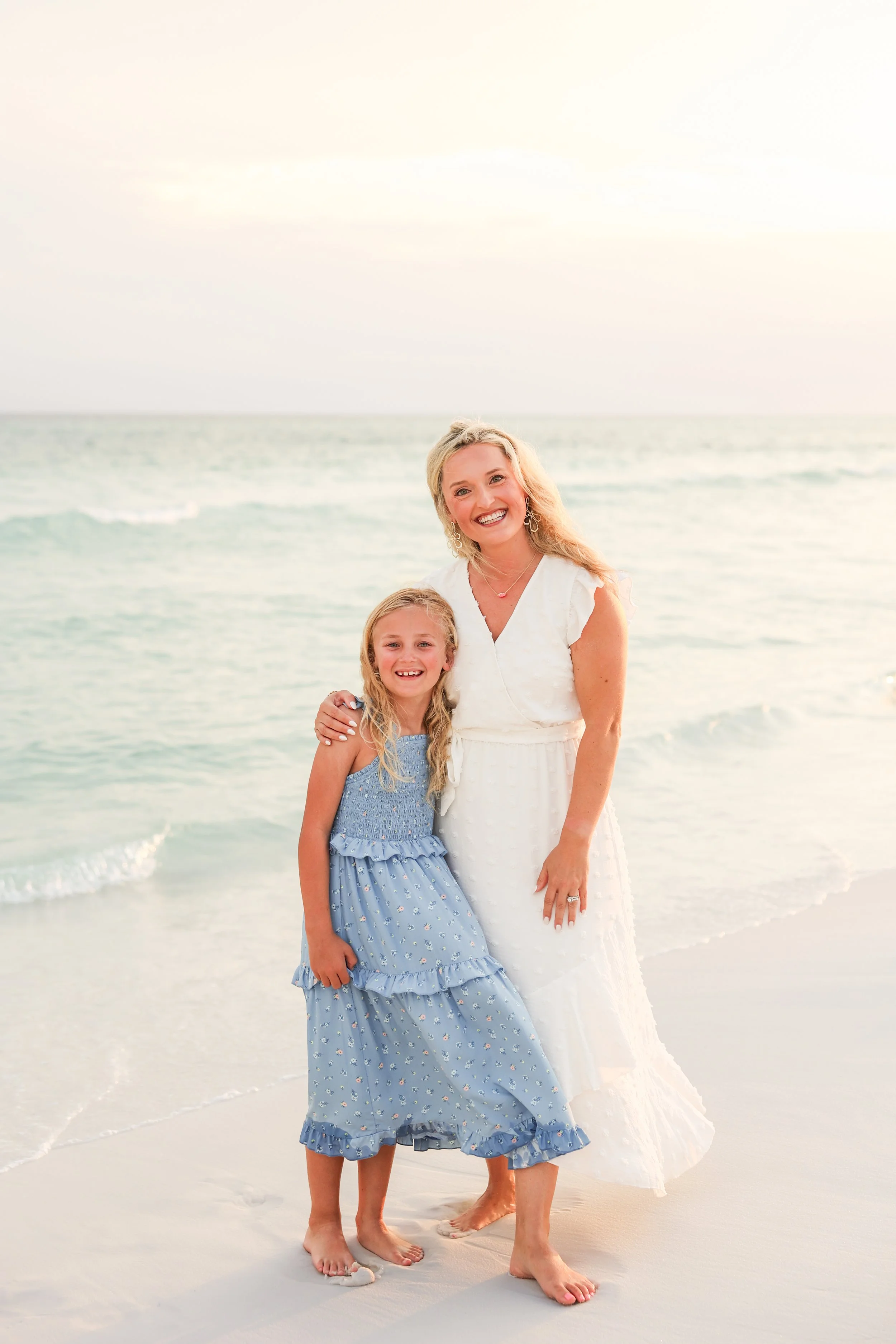 AmandaSheridanFamilyBeachSession-106.jpg
