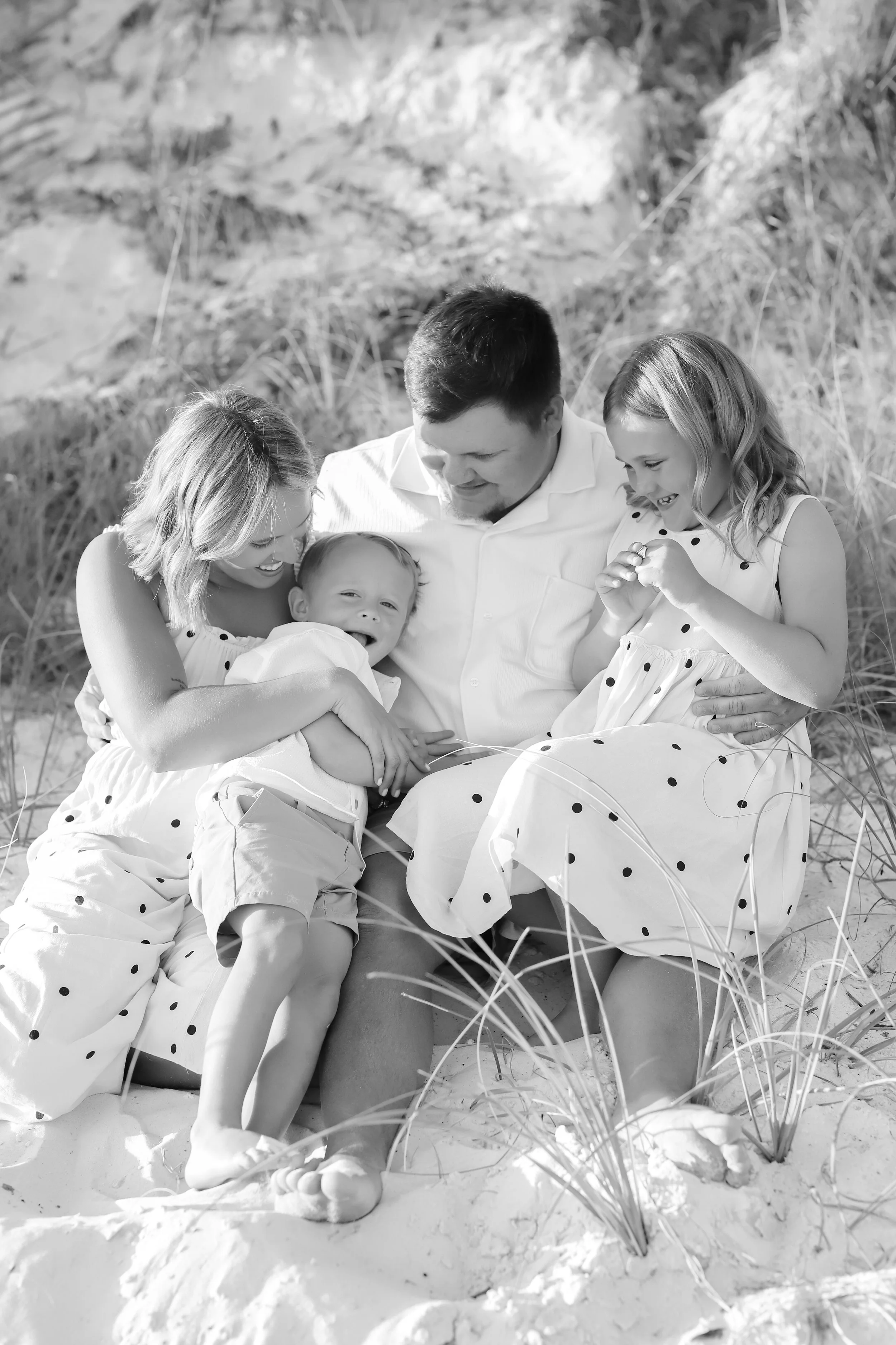 TaylorTrebecFamilySession-06.jpg