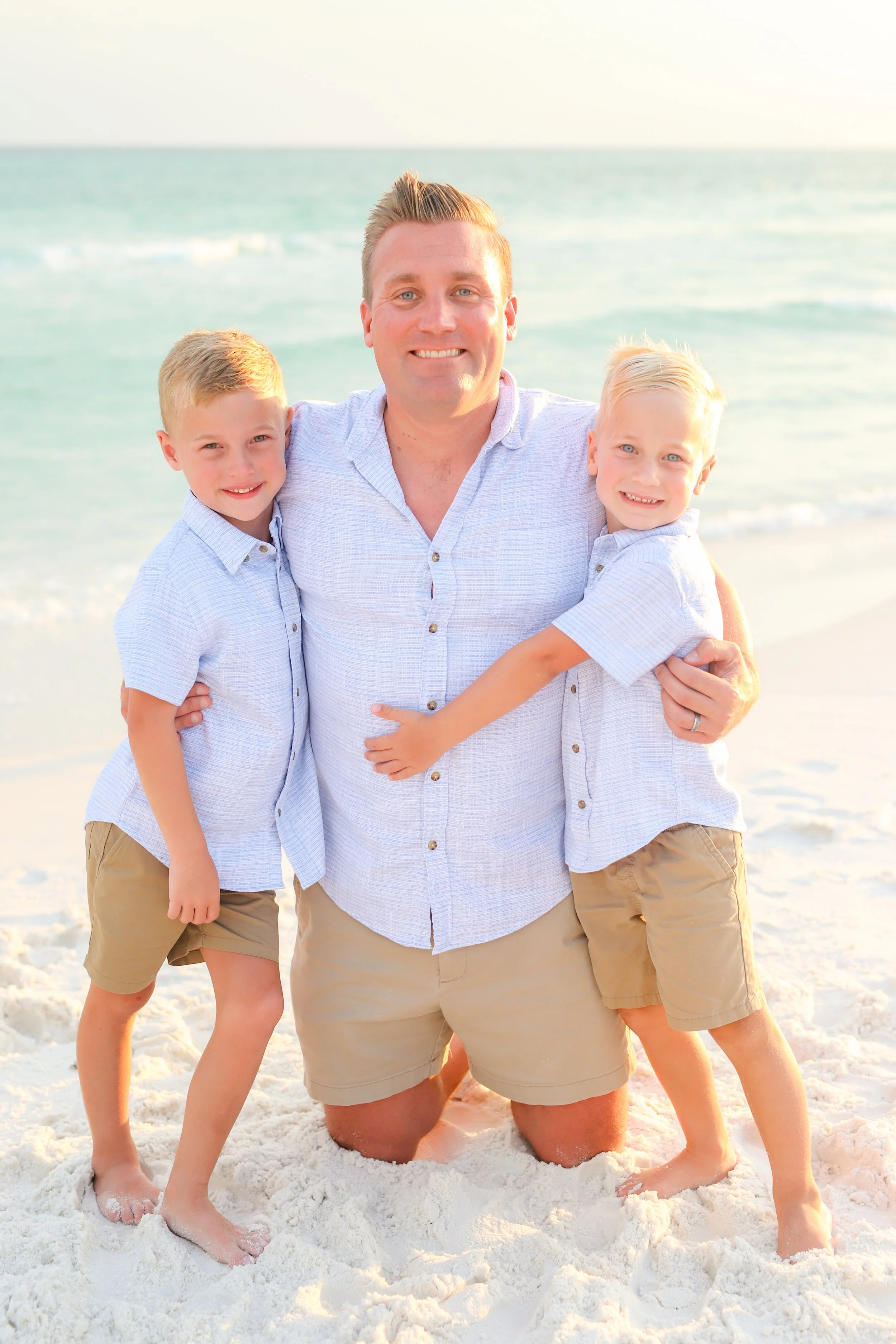 AmandaSheridanFamilyBeachSession-17.jpg
