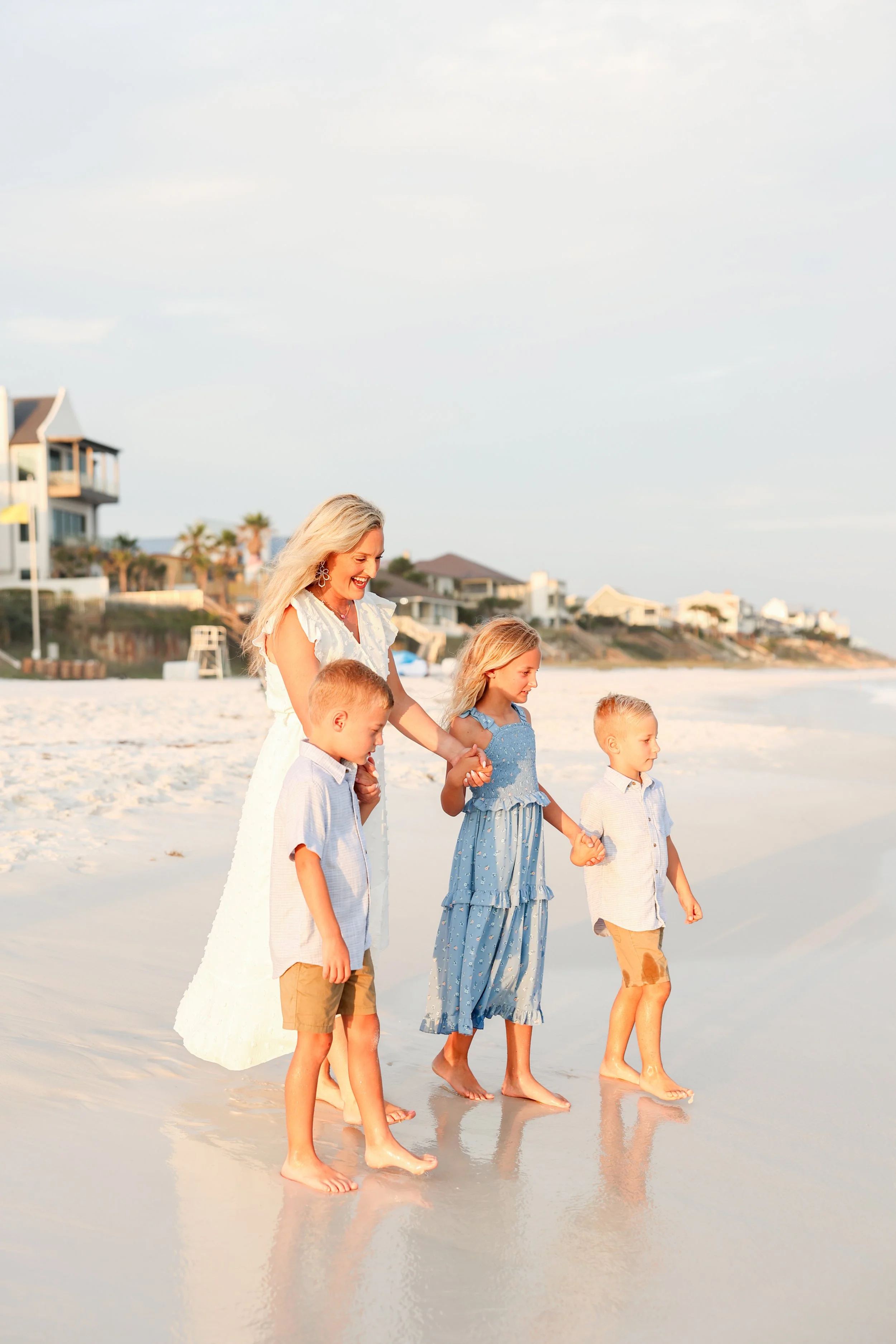 AmandaSheridanFamilyBeachSession-105-2.jpg