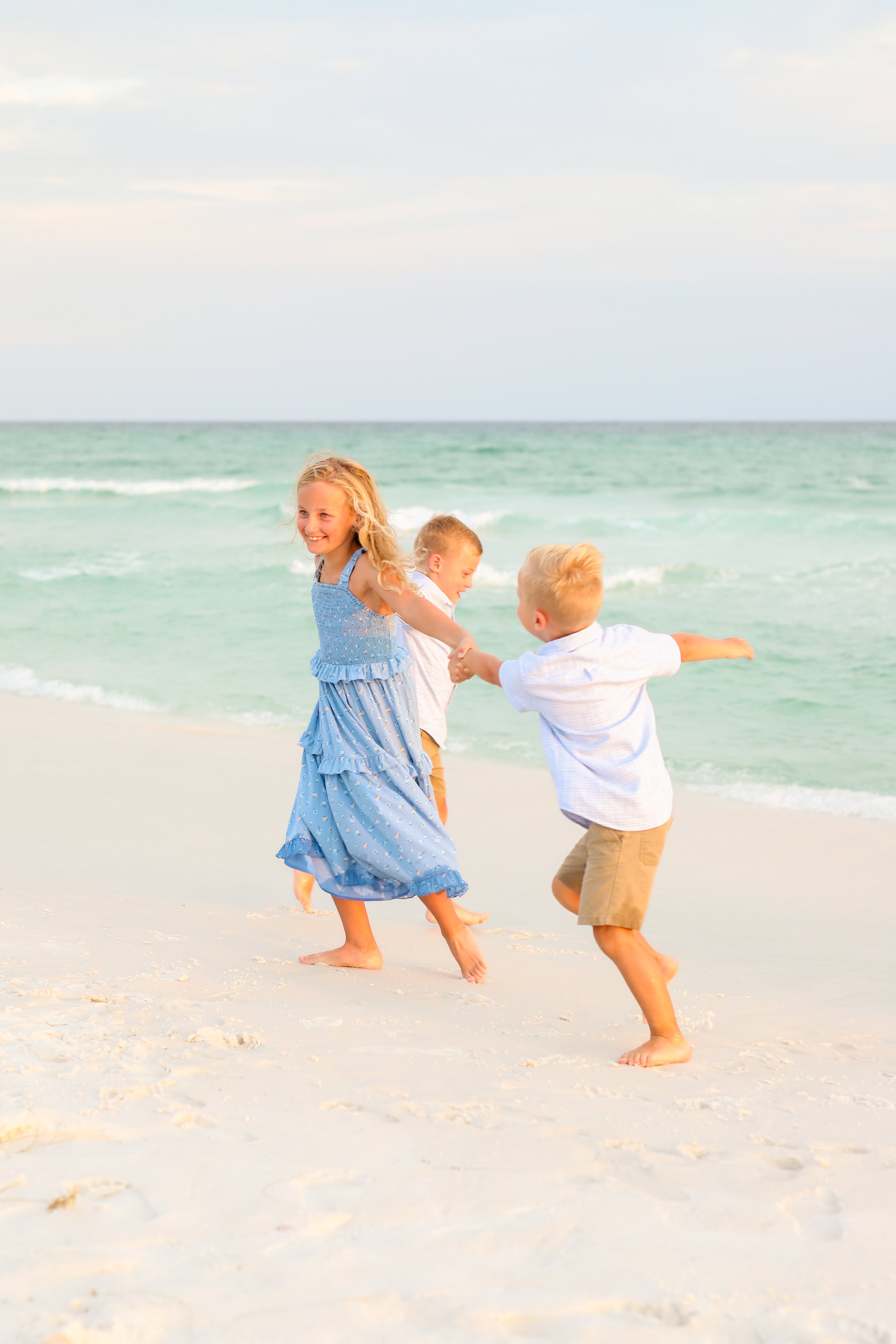 AmandaSheridanFamilyBeachSession-40.jpg