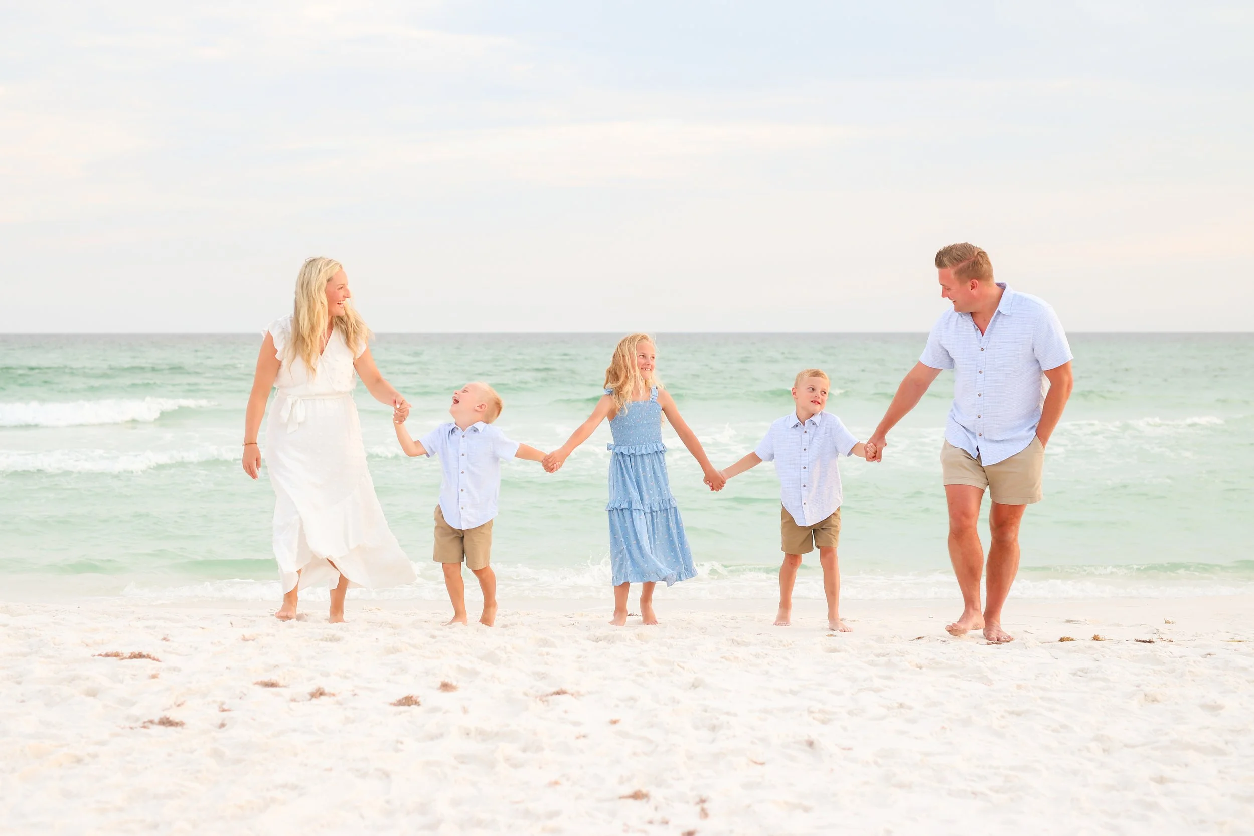 AmandaSheridanFamilyBeachSession-04-2.jpg