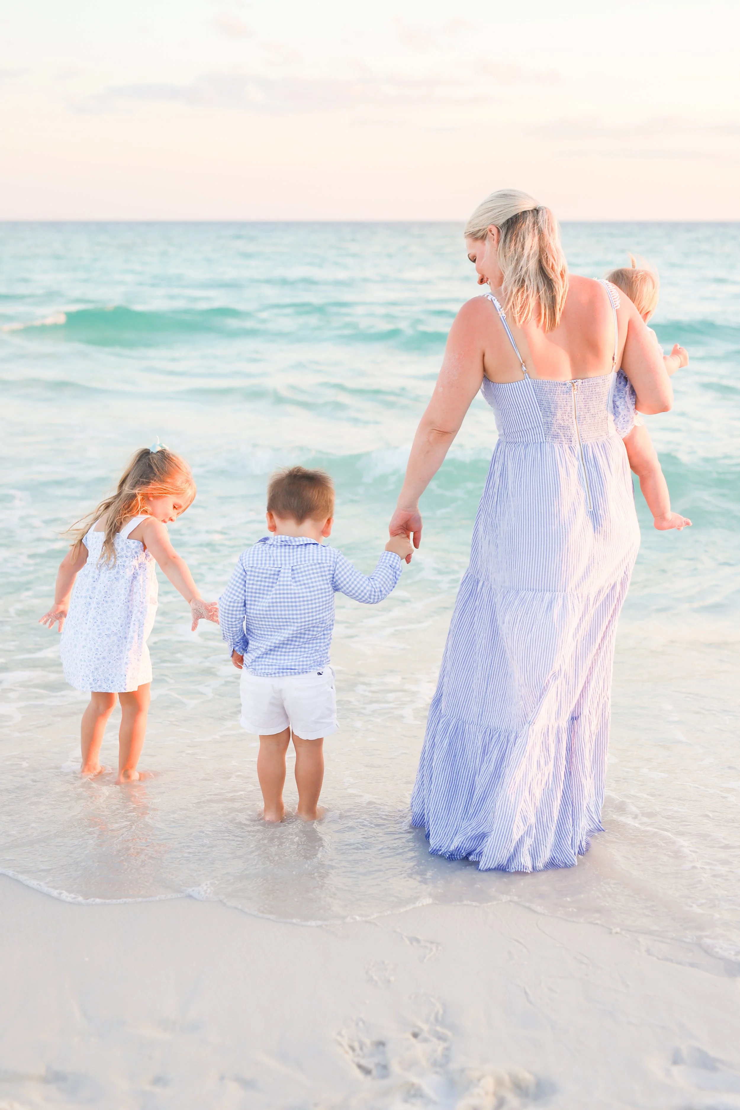 JessieMerrillFamilyBeachSession-30.jpg