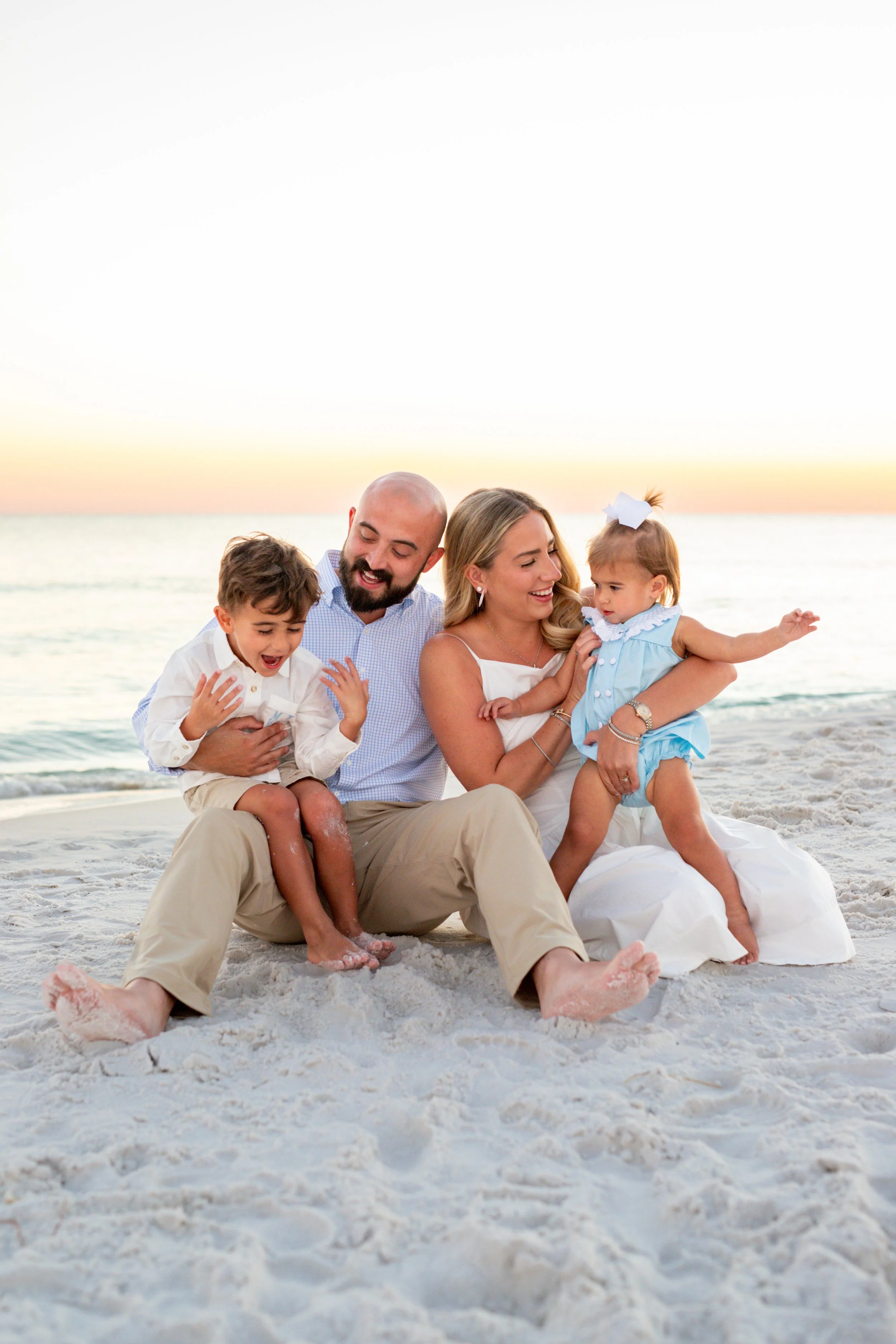 KeelyJenningsFamilyBeachSession-81.jpg