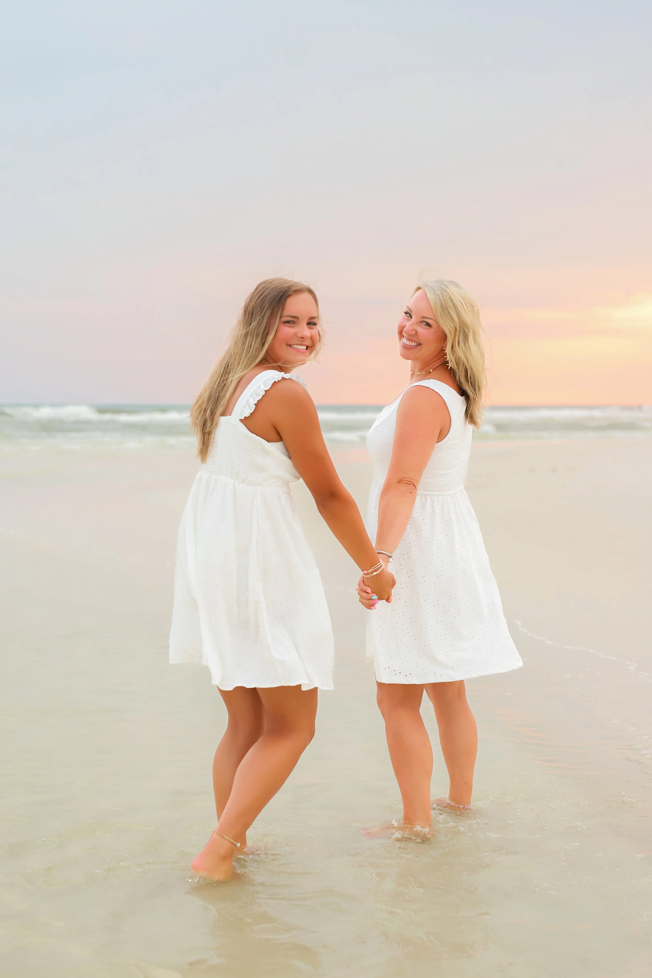 AllysonWestFamilyBeachSession-35.jpg