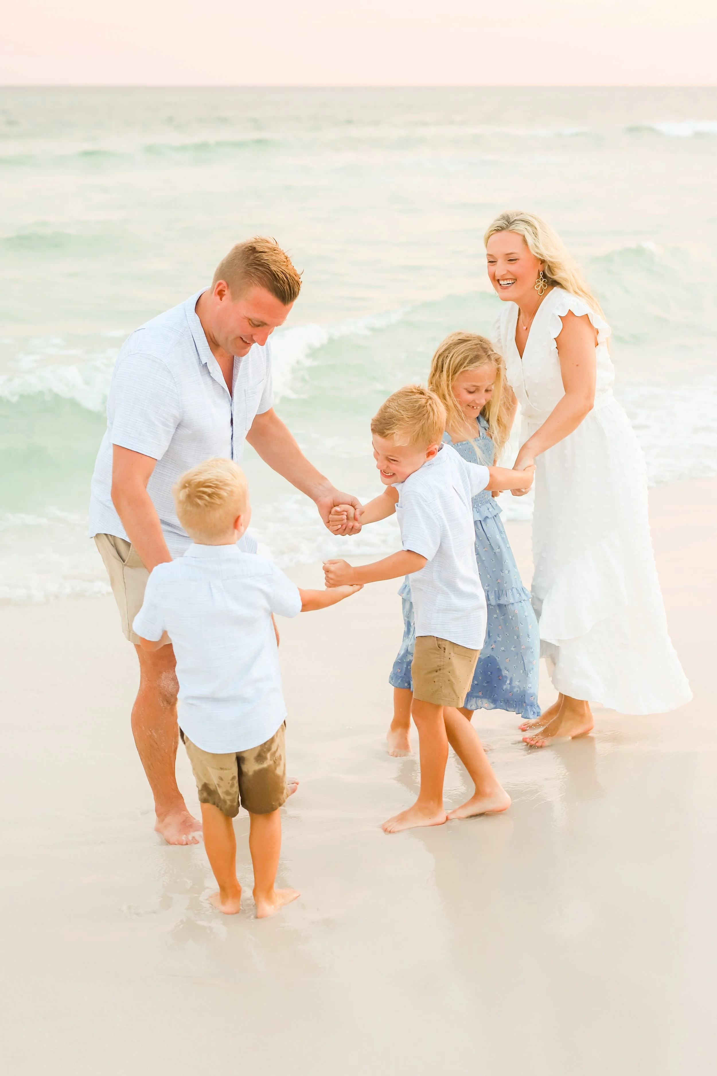 AmandaSheridanFamilyBeachSession-88.jpg