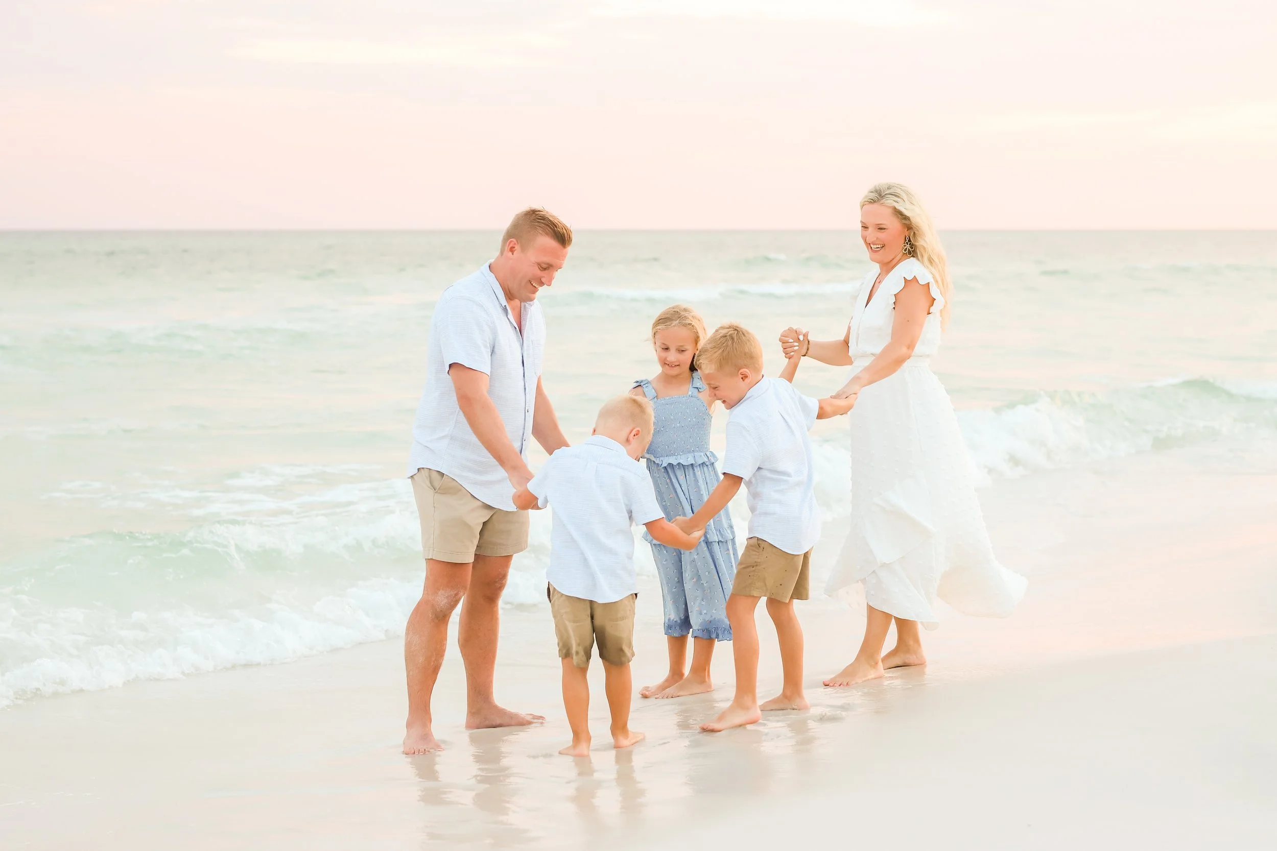 AmandaSheridanFamilyBeachSession-86.jpg